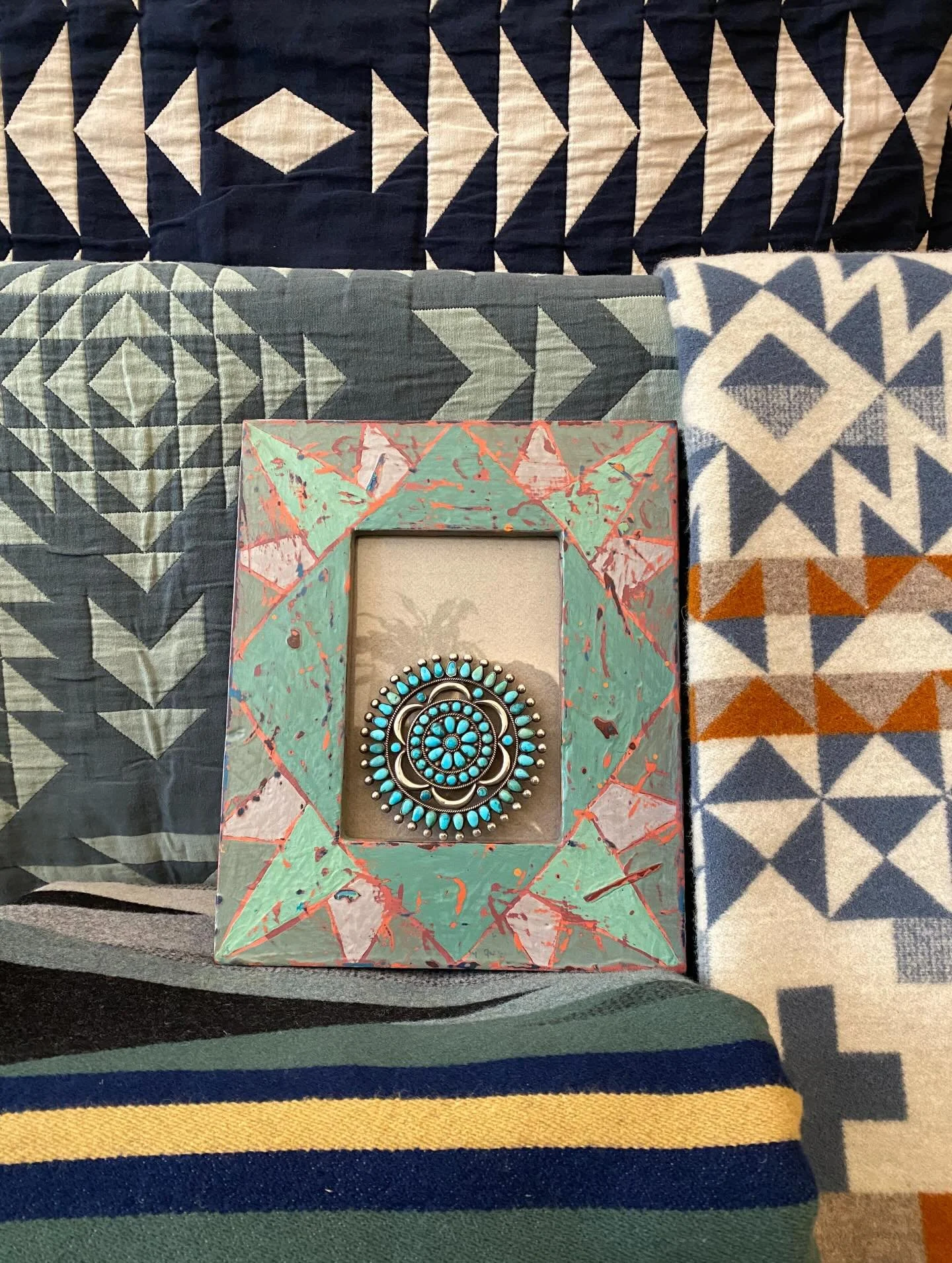 HomeSweetHome ❤️❤️❤️#PendletonBlankets #FolkArt #ZuniMantaPin #NativeAmericanArt #PendletonMatelasse