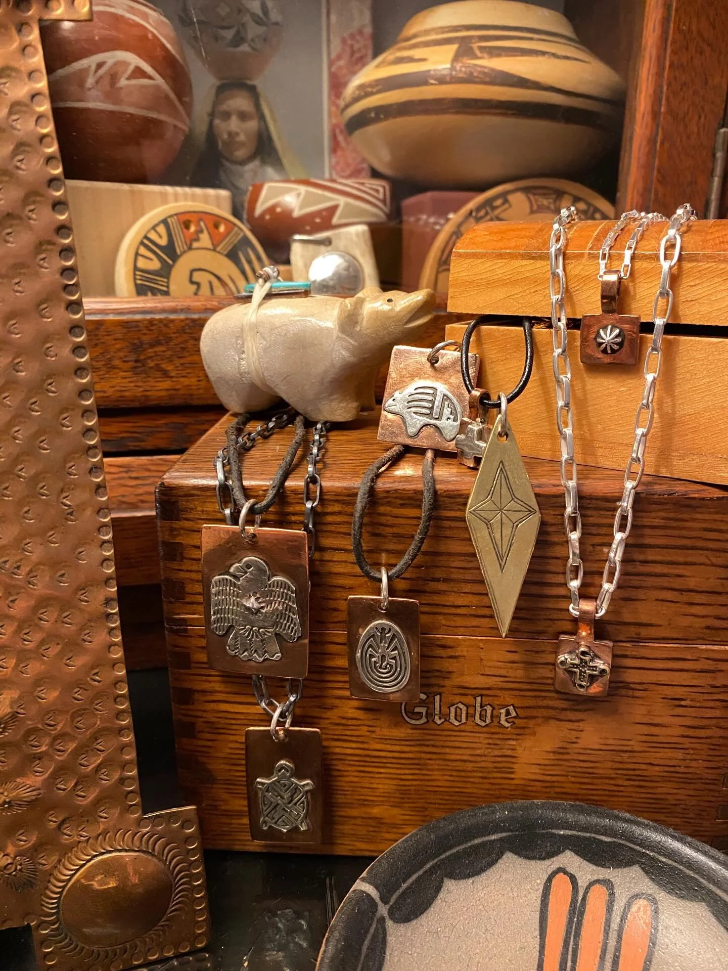 #AnimalMagic ~ a few beautiful talismans, fashioned in Sterling &amp; Copper, from Vintage Native American pieces&hellip; oh, and a bear.. a Zuni Bear 😍😍😍 #NativeAmericanJewellery #SouthWestTrader #OxfordStreetPaddington