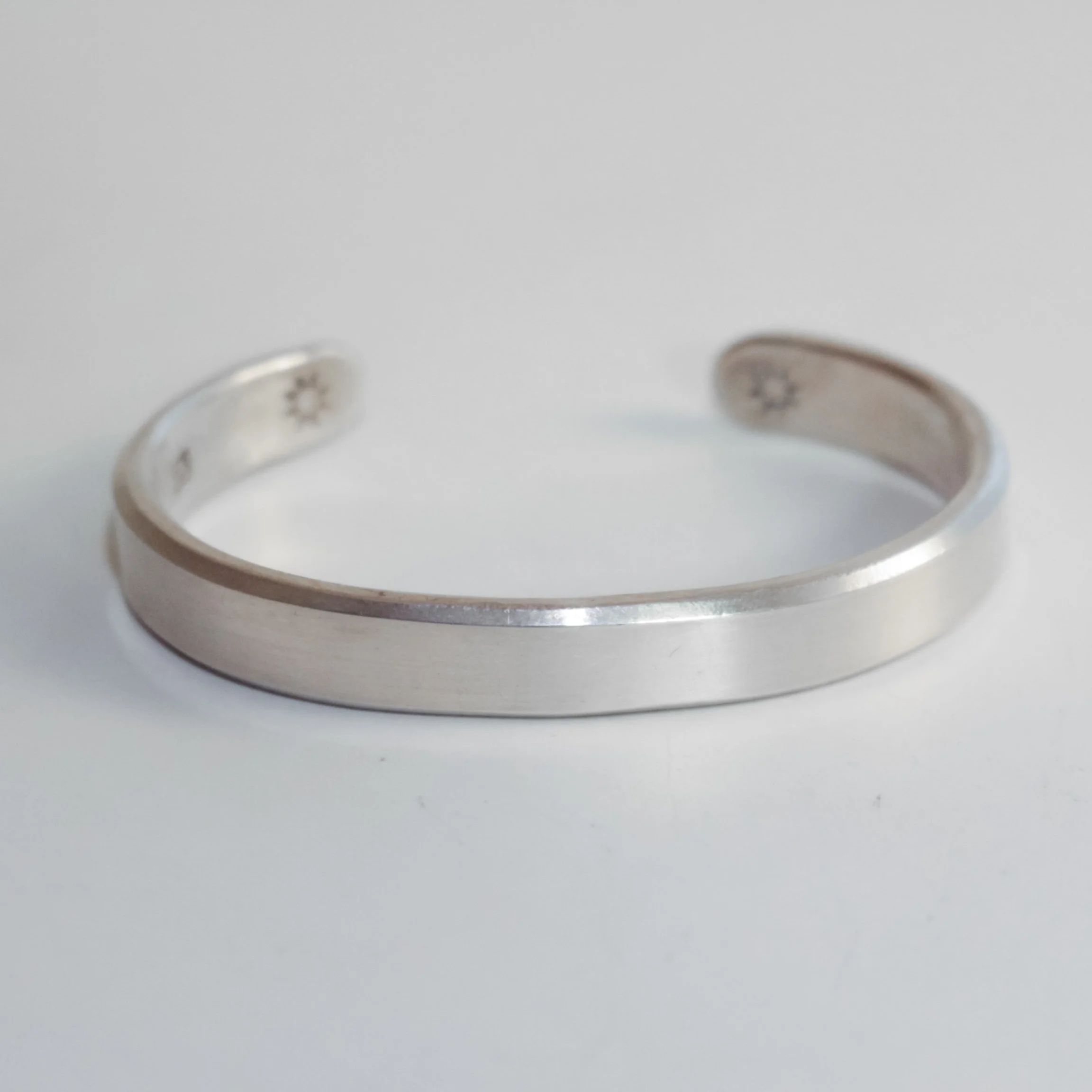 Heavy Beveled Rail Cuff