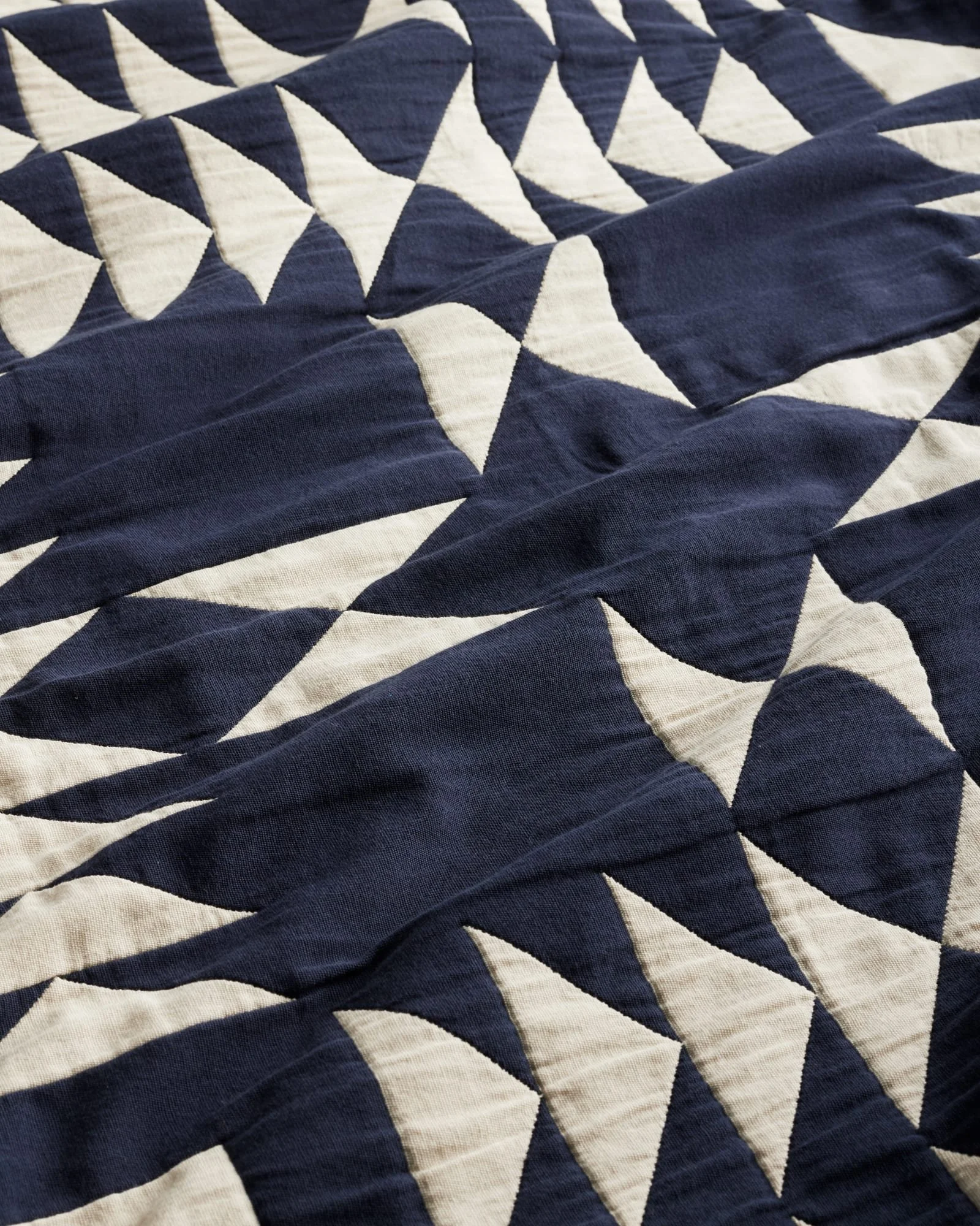 MIDNIGHT NOVA COTTON MATELASSE COVERLET 2.jpeg