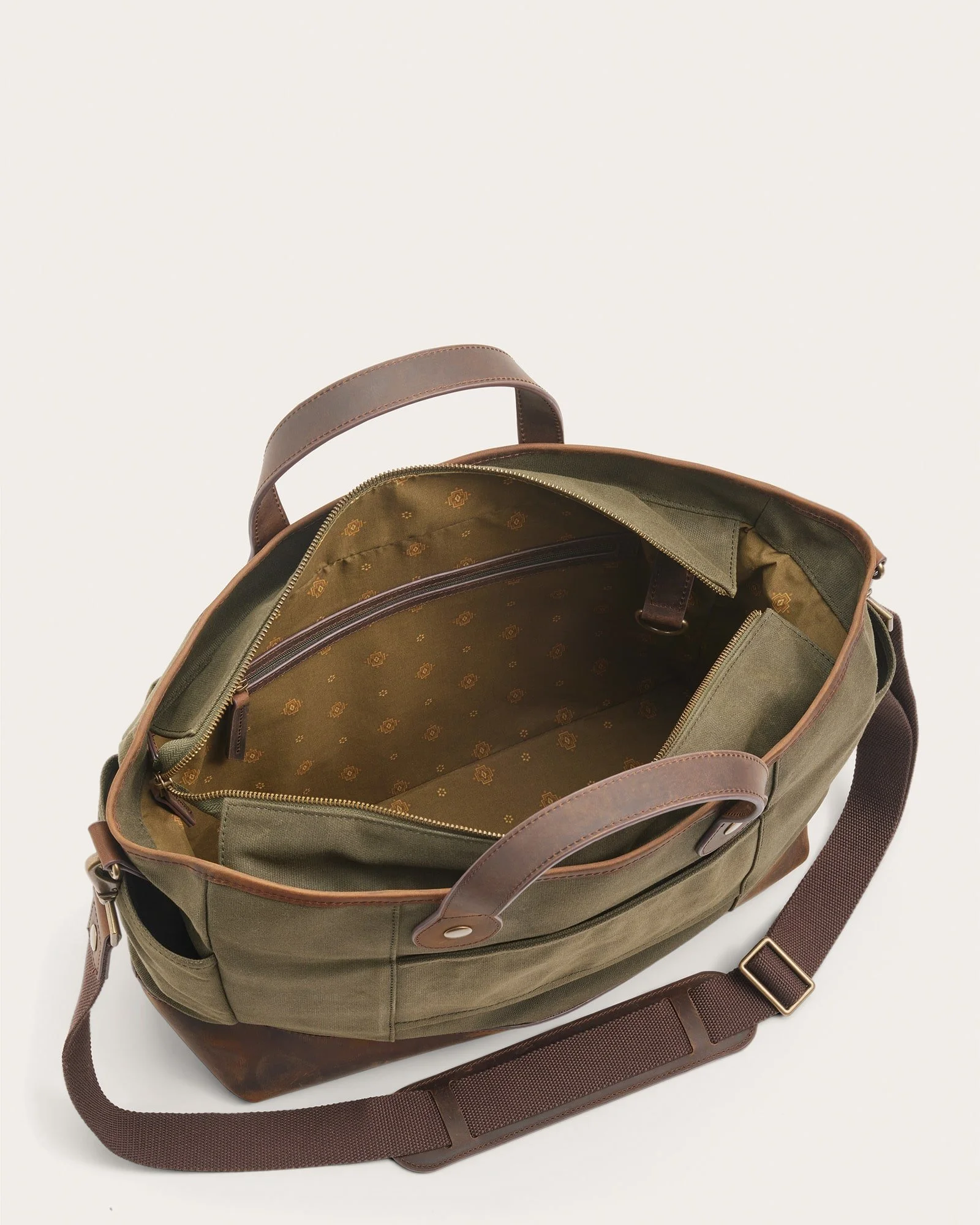 ODYSSEY WAXED CANVAS MESSENGER BAG 2.jpeg