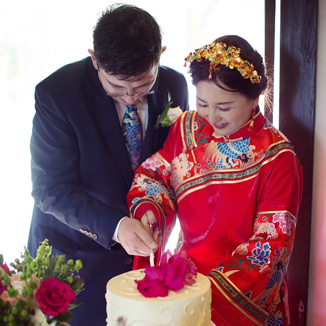 Beginning of the beautiful multicultural marriage💑
.
.
.

#chinesebridalmakeup #asianbeauty
#realbride #2018bride #californiawedding
#bridalportraits #weddingportraits
#uniquewedding #dopeweddding #2018weddings #californiaweddingvenue #losangeleswed