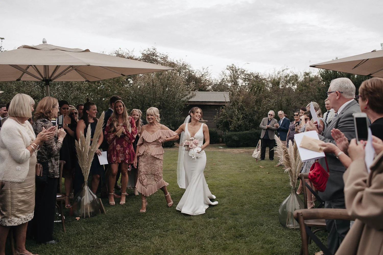 private-property-wedding-relaxed-melbourne-fun-documentary-photography_0074.jpg