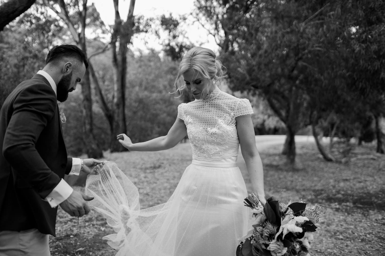 relaxed-wedding-photographer-melbourne-moondog-brewery-collingwood_0123.jpg