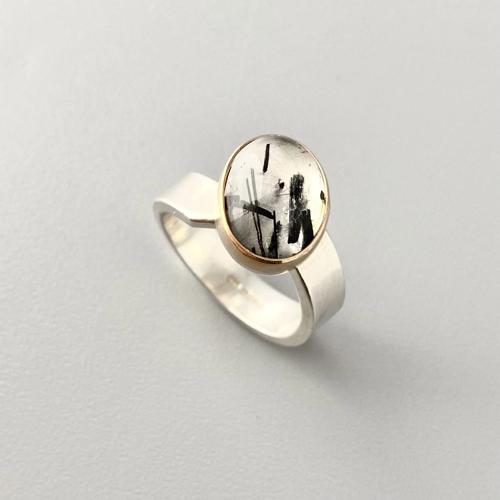 5FA5FB8F-8ECE-4ACE-BAC6-A58EFF6C31E7