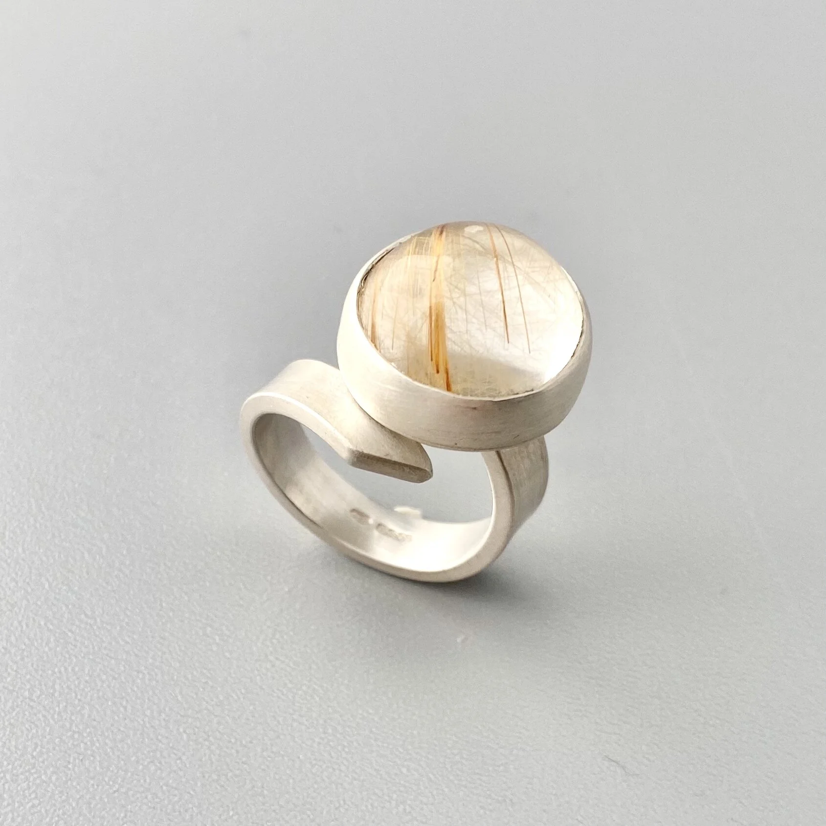 06BC2F5B-011F-4892-9A6F-533C1F80FD07