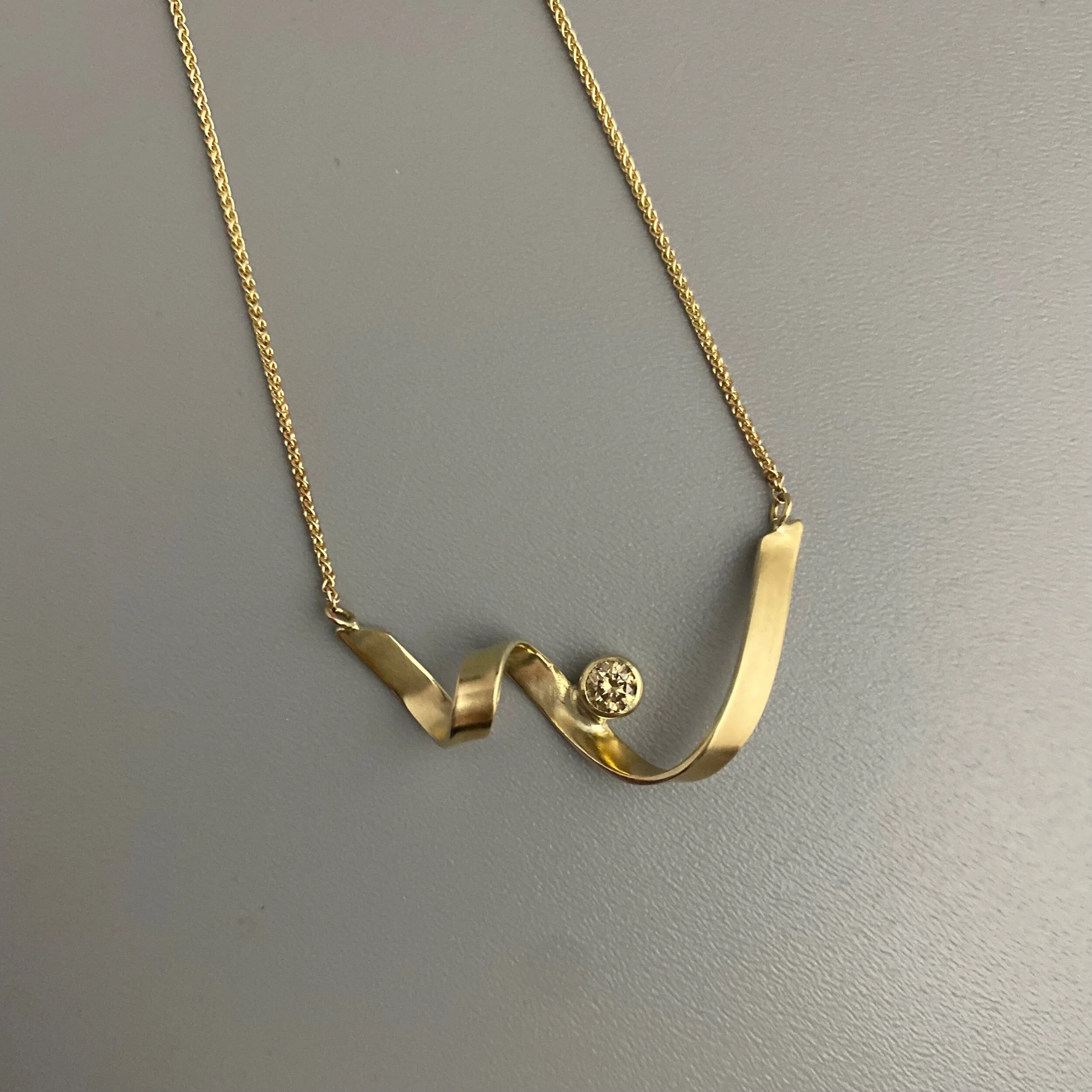 8C2BAA0A-82F9-40D1-96D2-49BE96A09A5C