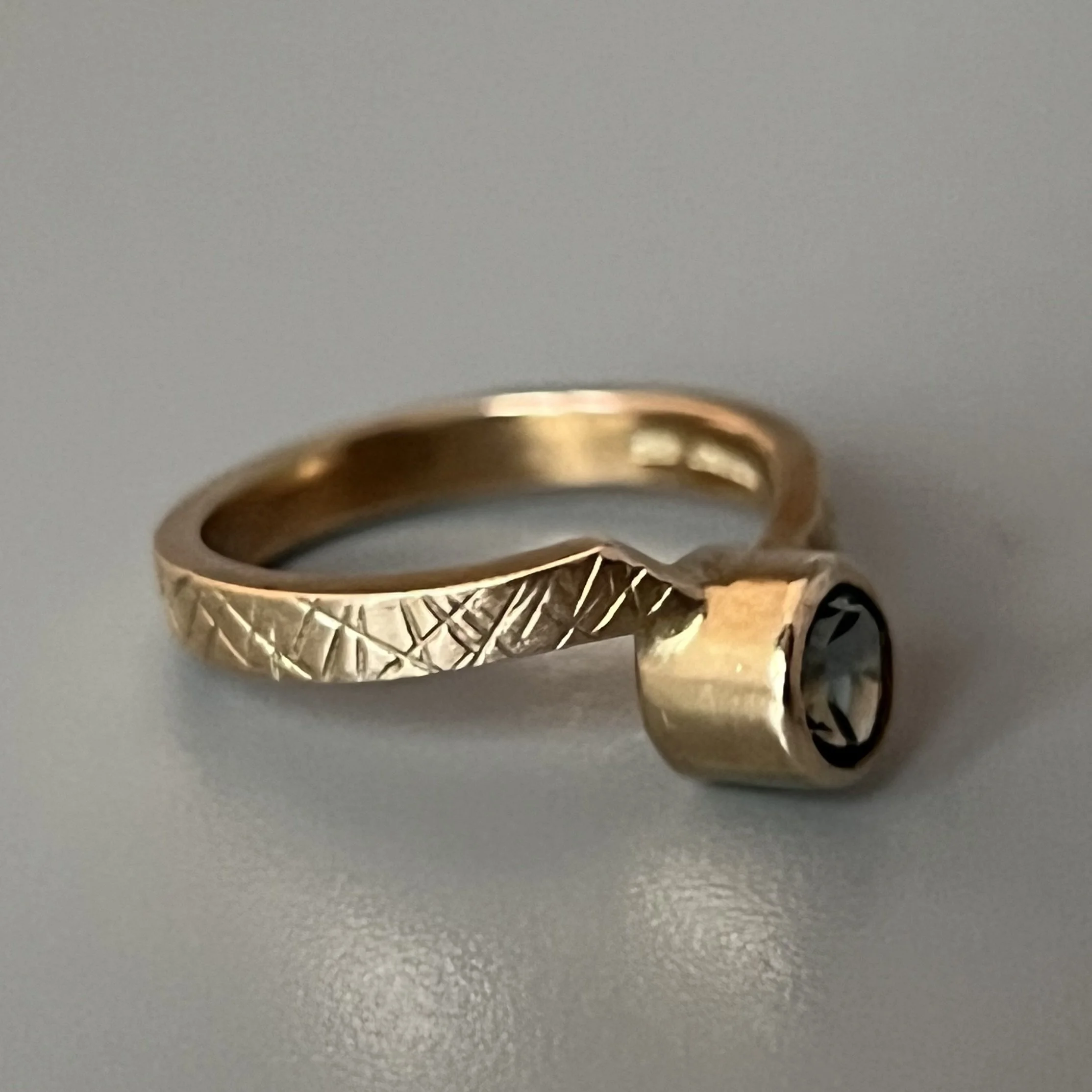 01036A3D-1AC1-49B7-AC14-DD4B4638BA52