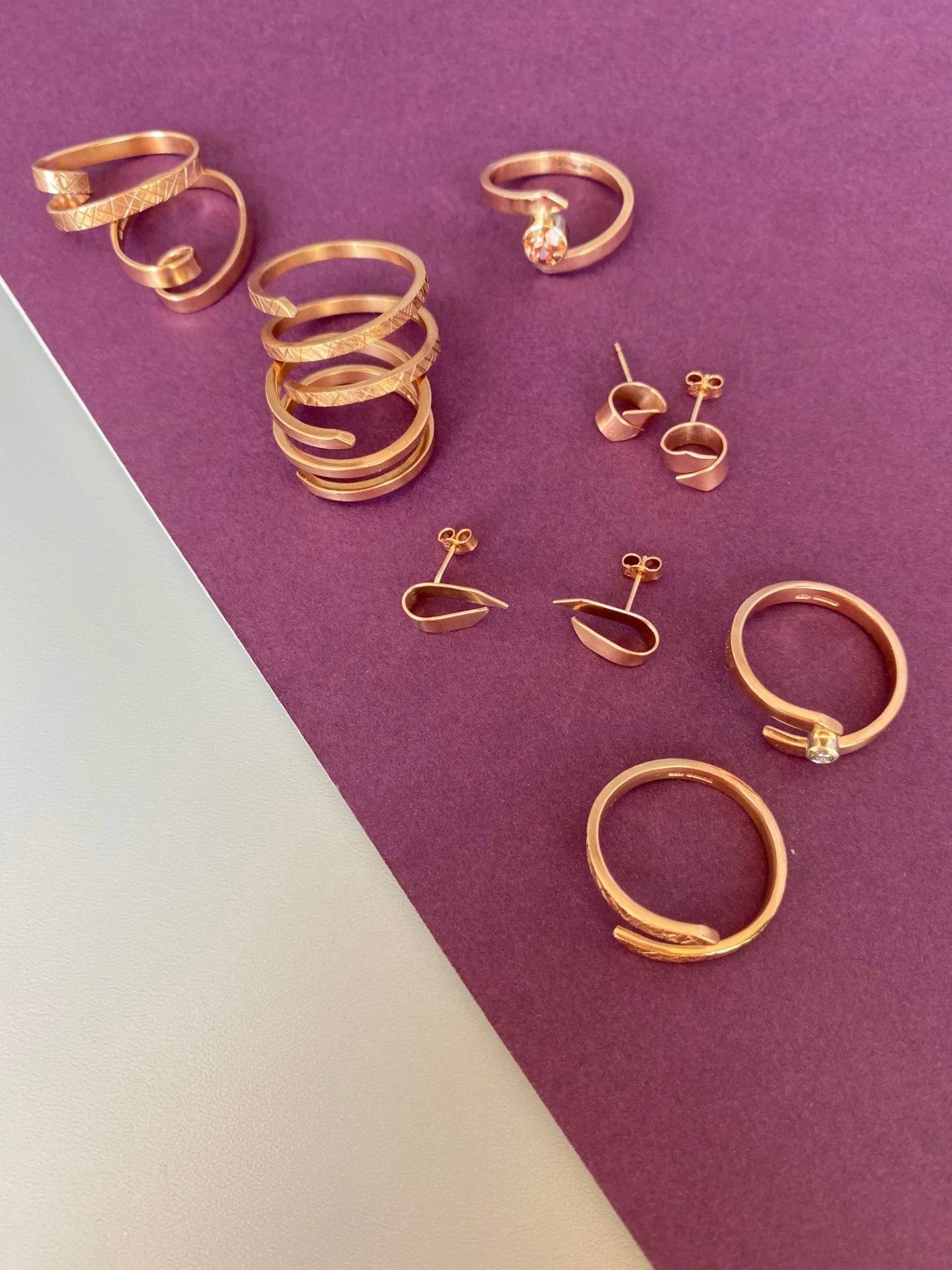 LUXE GOLD