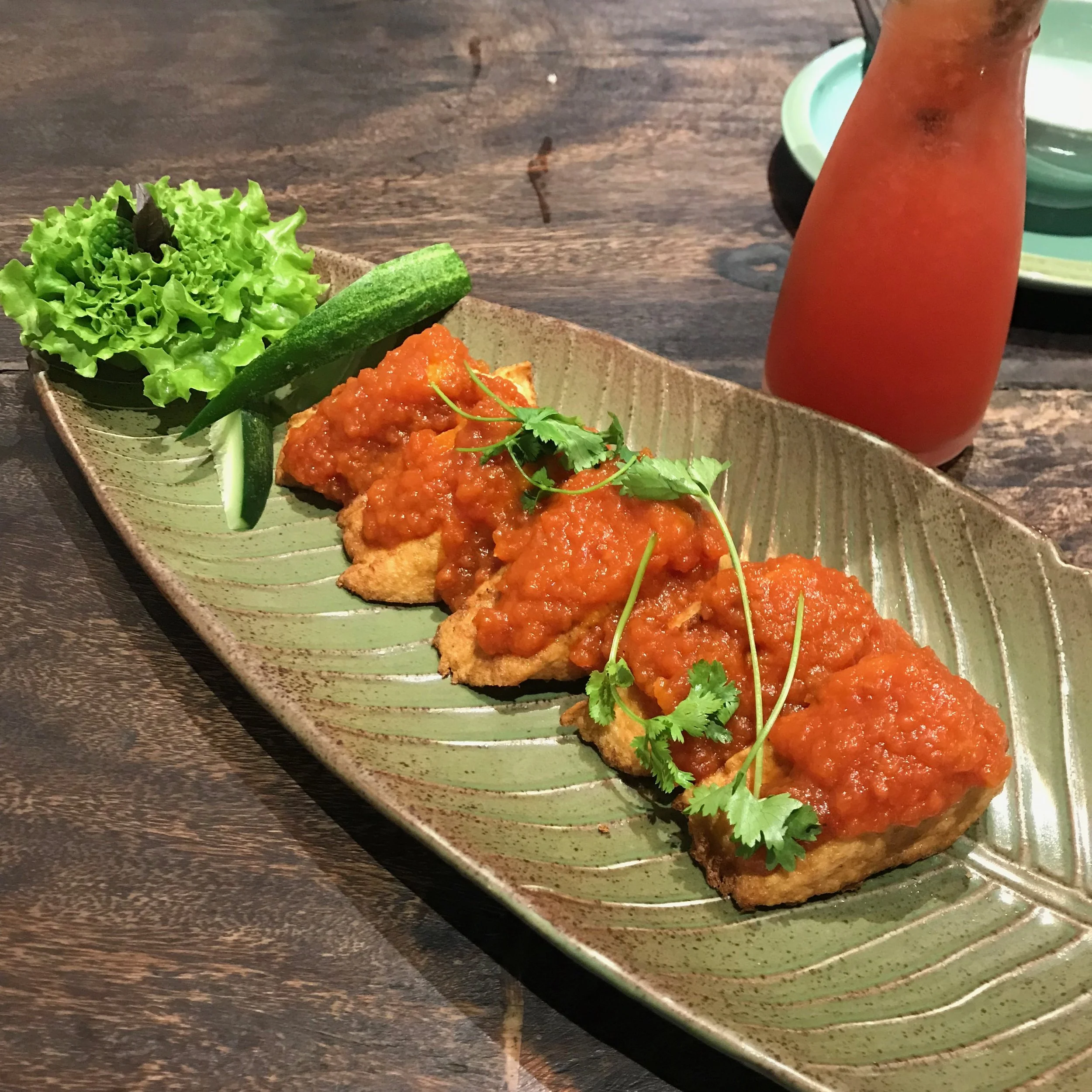 Uu Dam Chay - Fried Tofu w/Chilli Tomato Sauce
