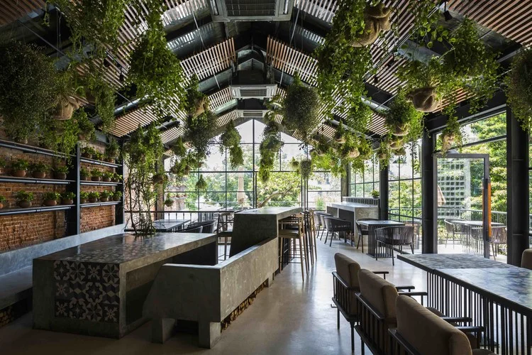 Uu Dam Chay - Interior, photo taken from their website