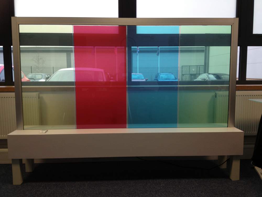 COLOUR TINT PRIVACY GLASS.jpg