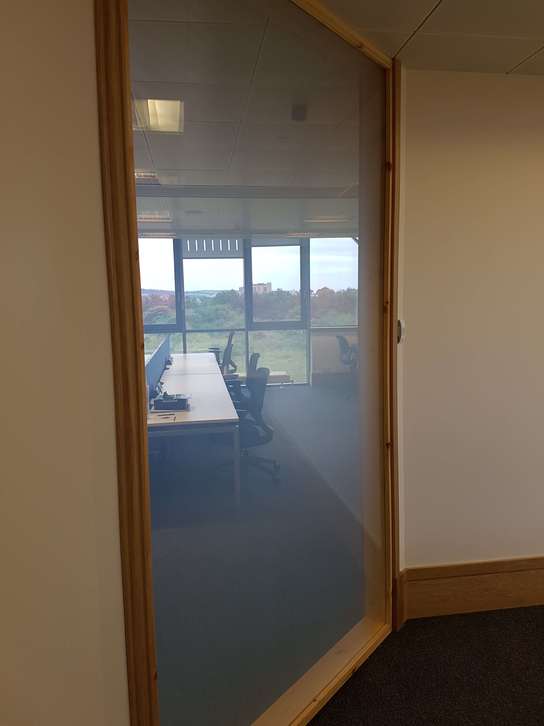 SMART GLASS PARTITION ON.jpg