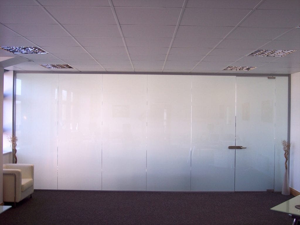 OFFICE SMART GLASS PARTITION - OFF.JPG