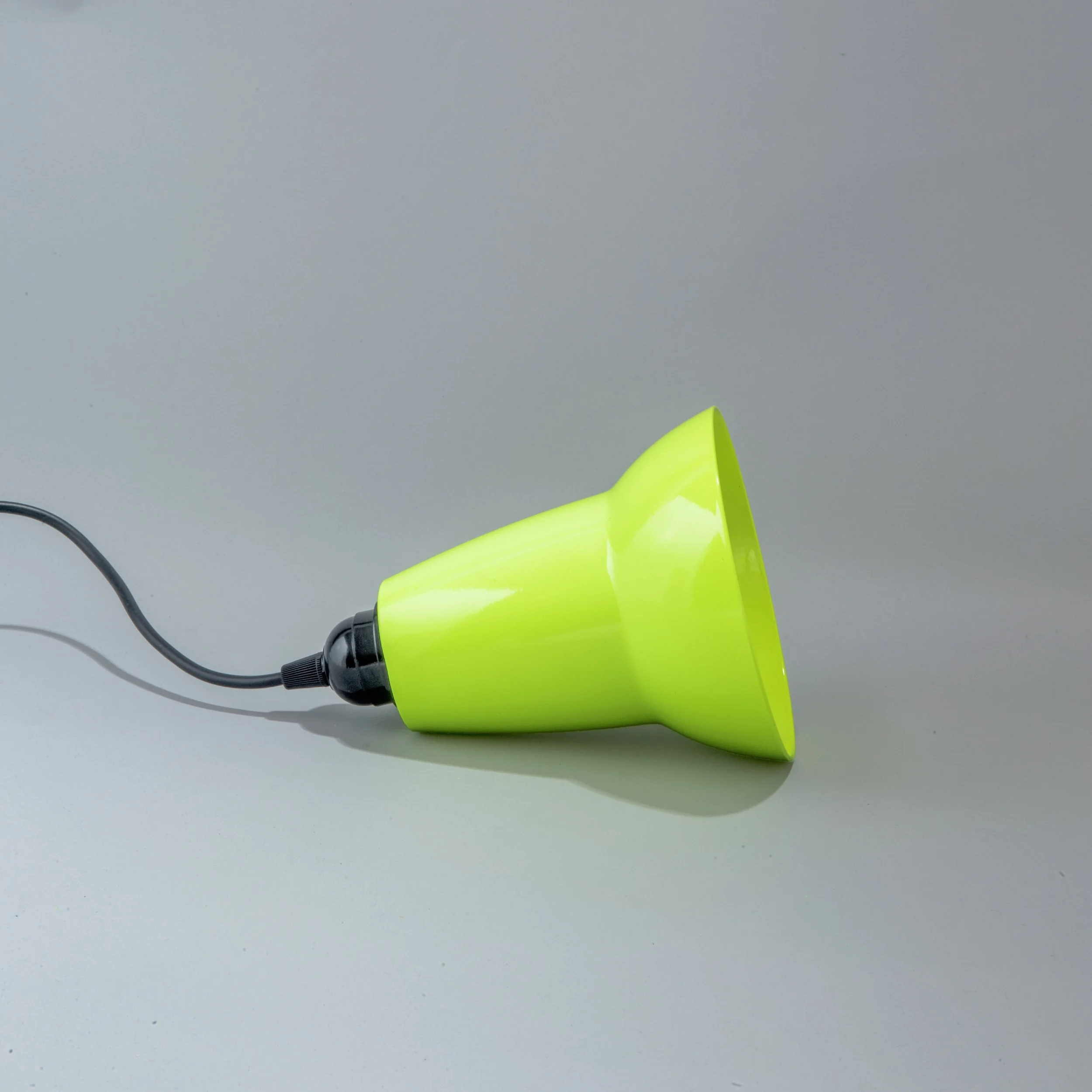 casper_neon_Roly_neon_yellow_side_off1DX_0085.jpg