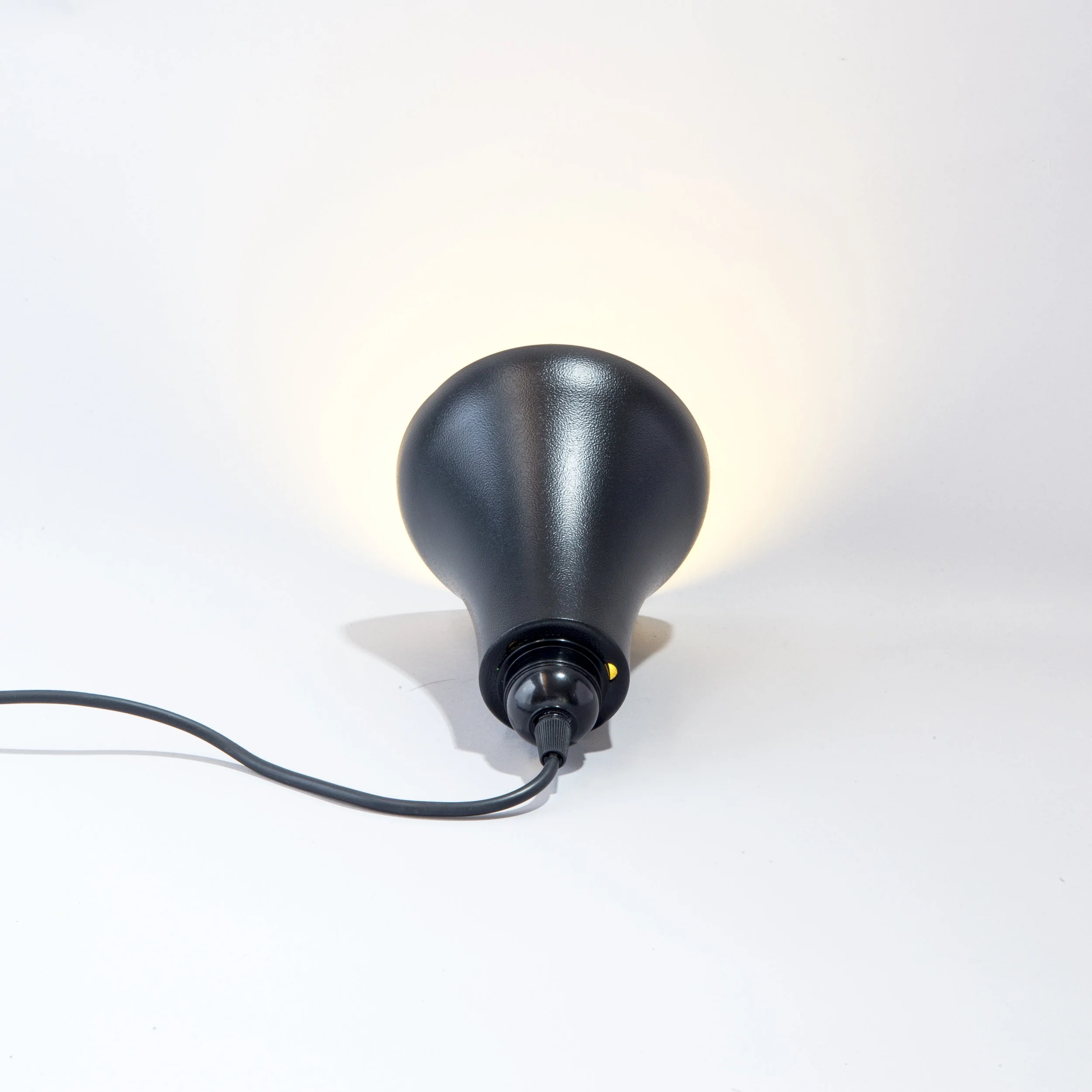 rosy_roly_matt_black_back_Table_lamp1DX_0111.jpg
