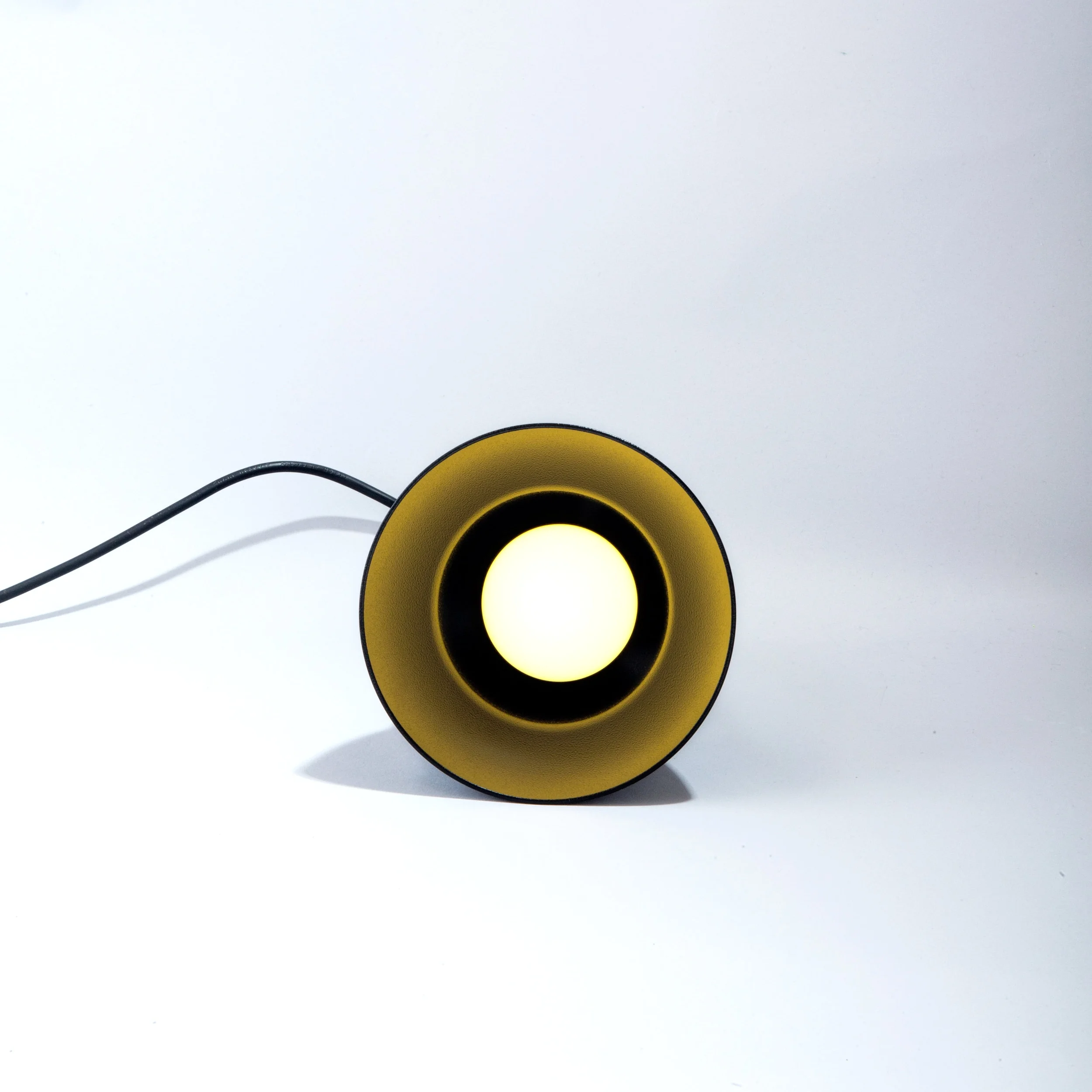 casper_roly_matt_black_front_Table_lamp1DX_0125.jpg