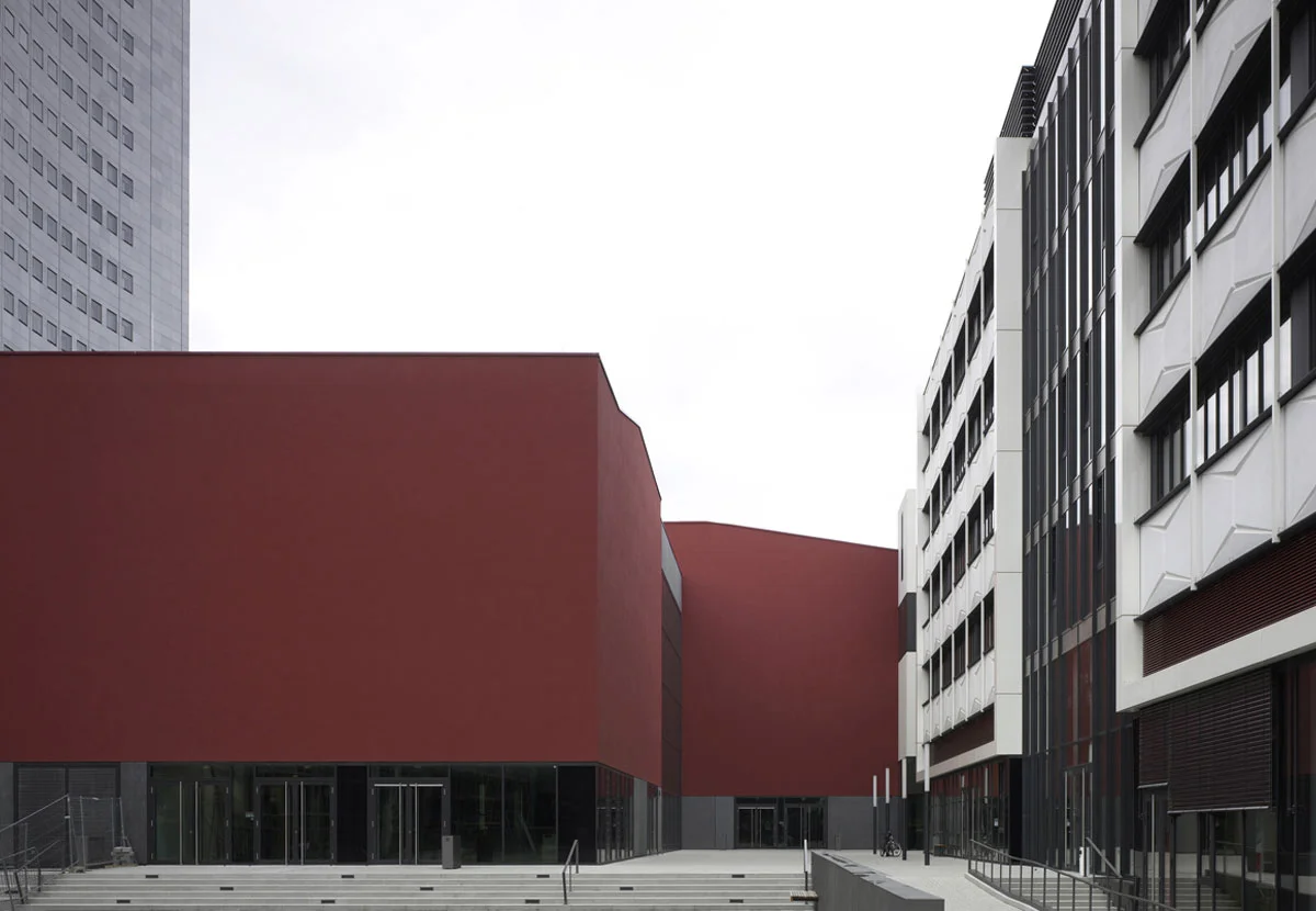 05-uni-leipzig-mensa-behet-bondzio-lin-architekten.jpg
