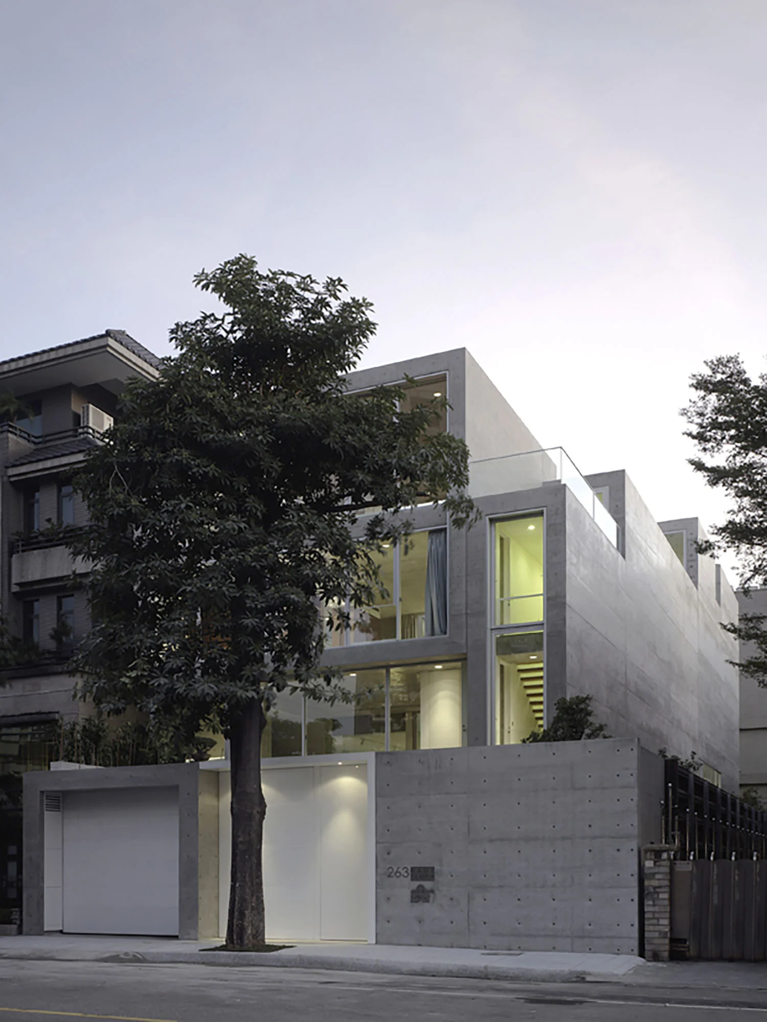 02-wohnhaus-flora-behet-bondzio-lin-architekten.jpg