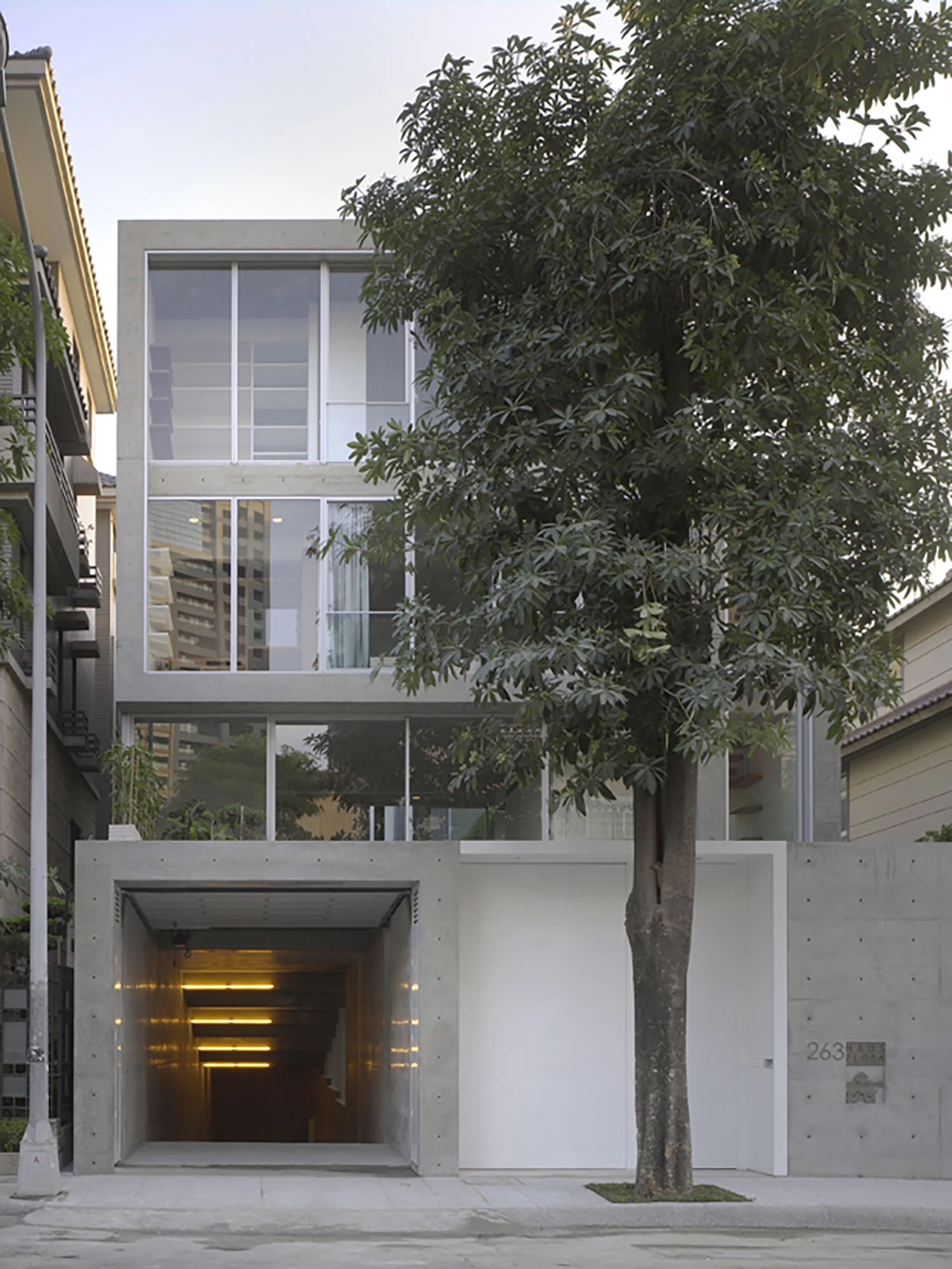 03-wohnhaus-flora-behet-bondzio-lin-architekten.jpg
