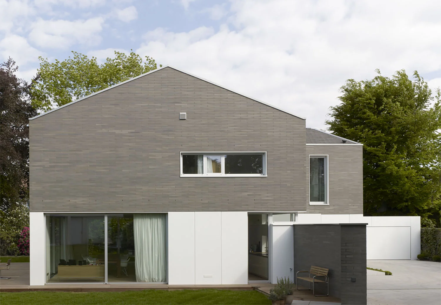 04-wohnhaus-w-behet-bondzio-lin-architekten.jpg