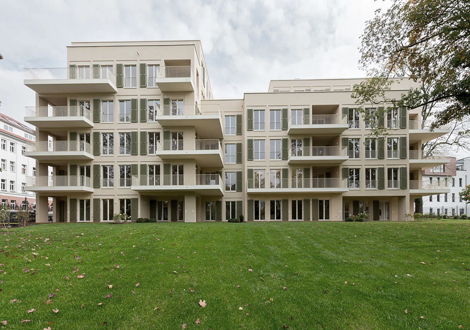 04-mehrfamilienhaus-cp-behet-bondzio-lin-architekten.jpg