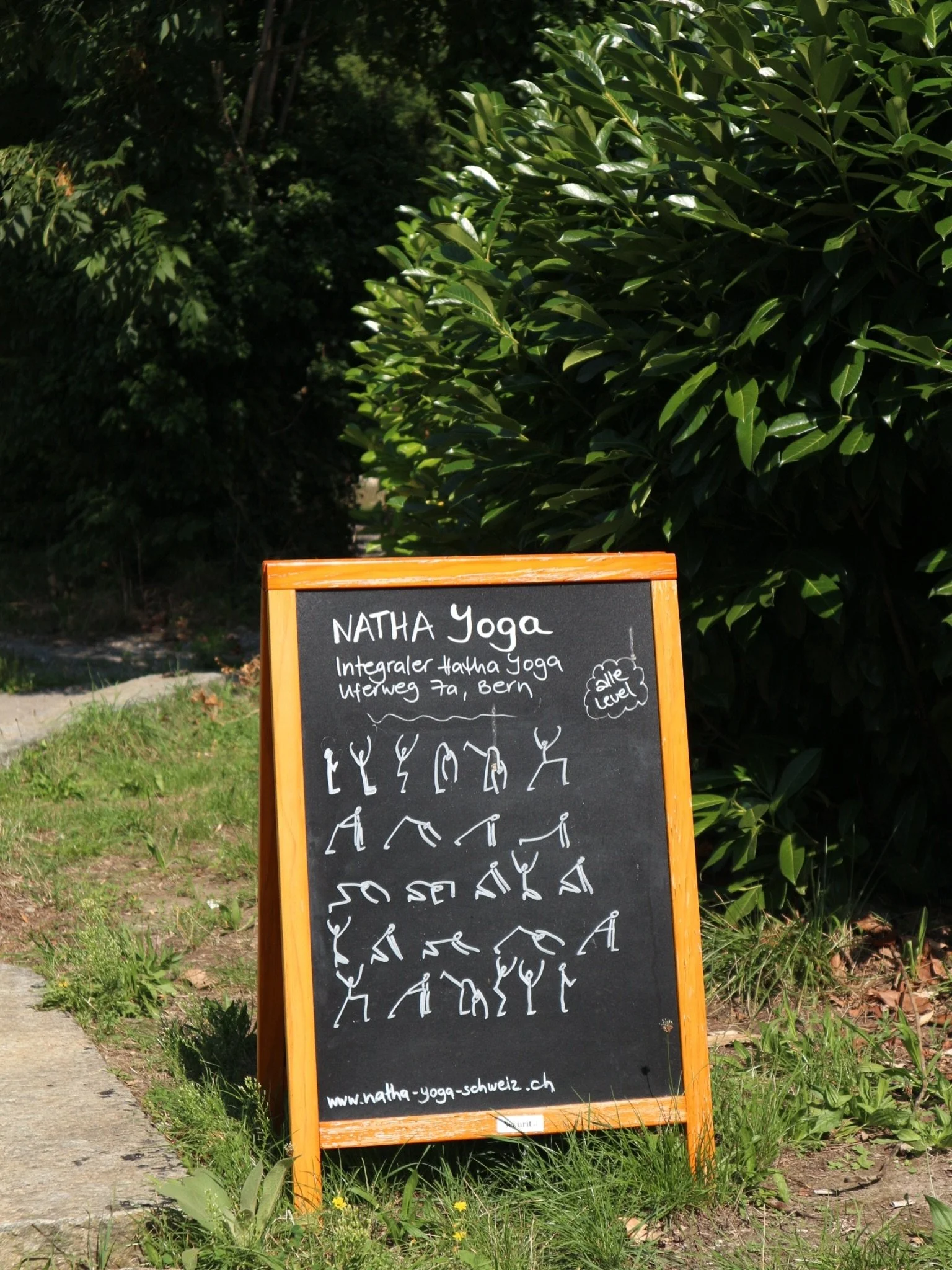 Discover @natha_yoga_schweiz with @hallo_yoga Bern edition! This beautiful studio is location in quite green location near Aare to help you slow down and connect to yourself ✨
Try your first class for free with @hallo_yoga !