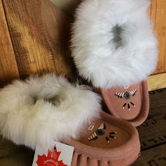 ladies pink moccasin slippers