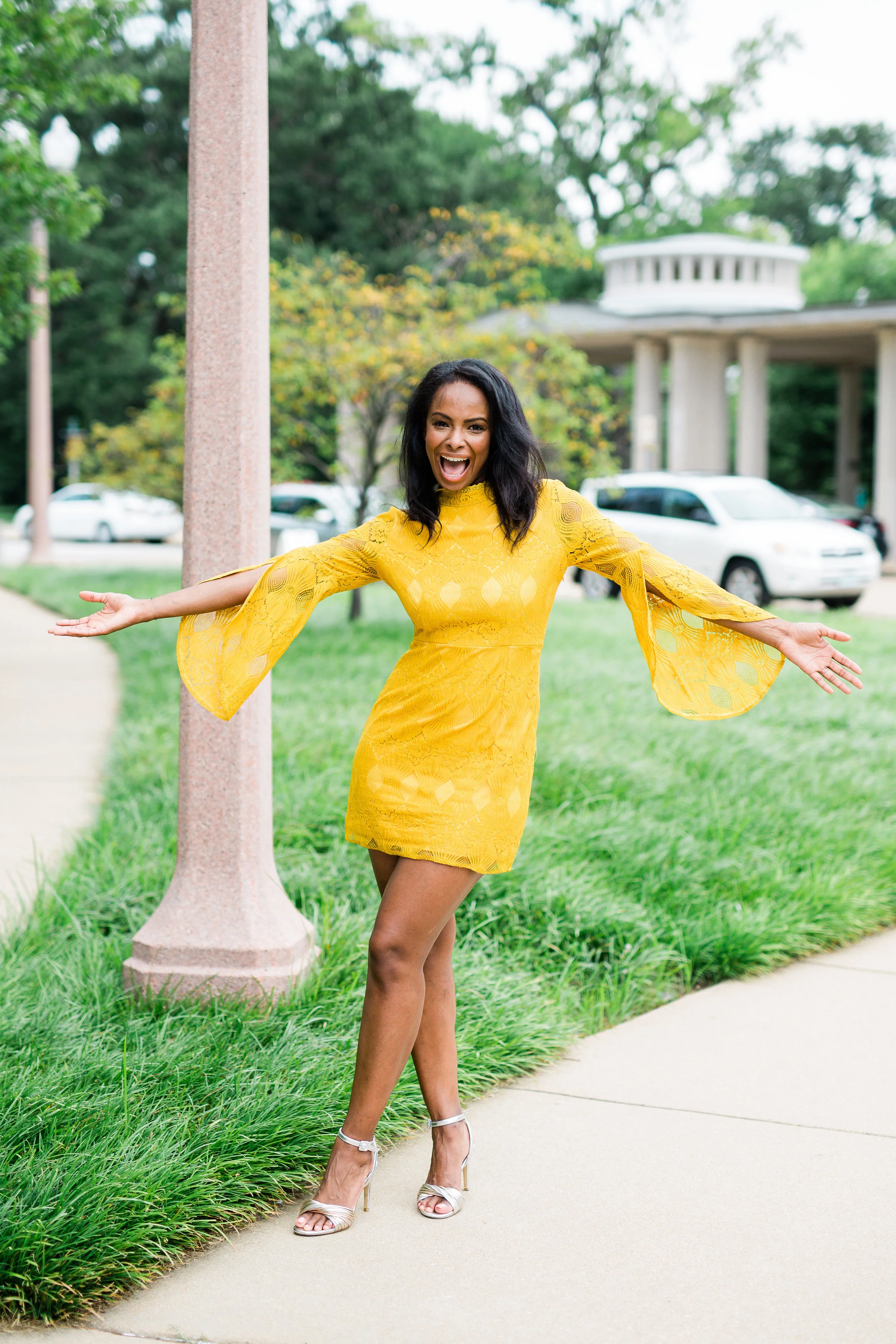 eveyellow8.jpg