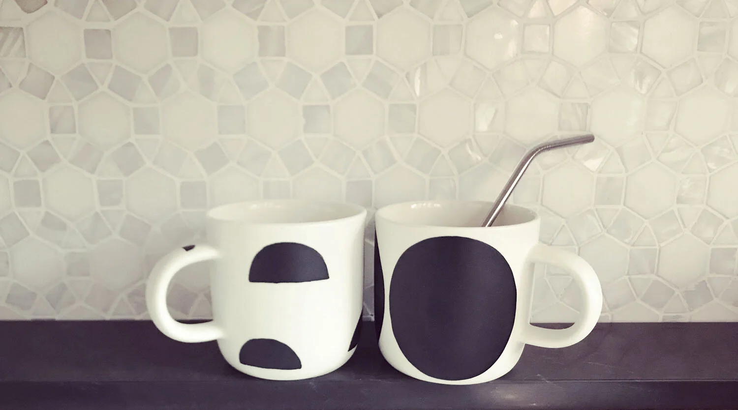 Yes yes, I drink my coffee with a straw — I don’t want super-yellow teeth in my old age. Sheesh. 😋