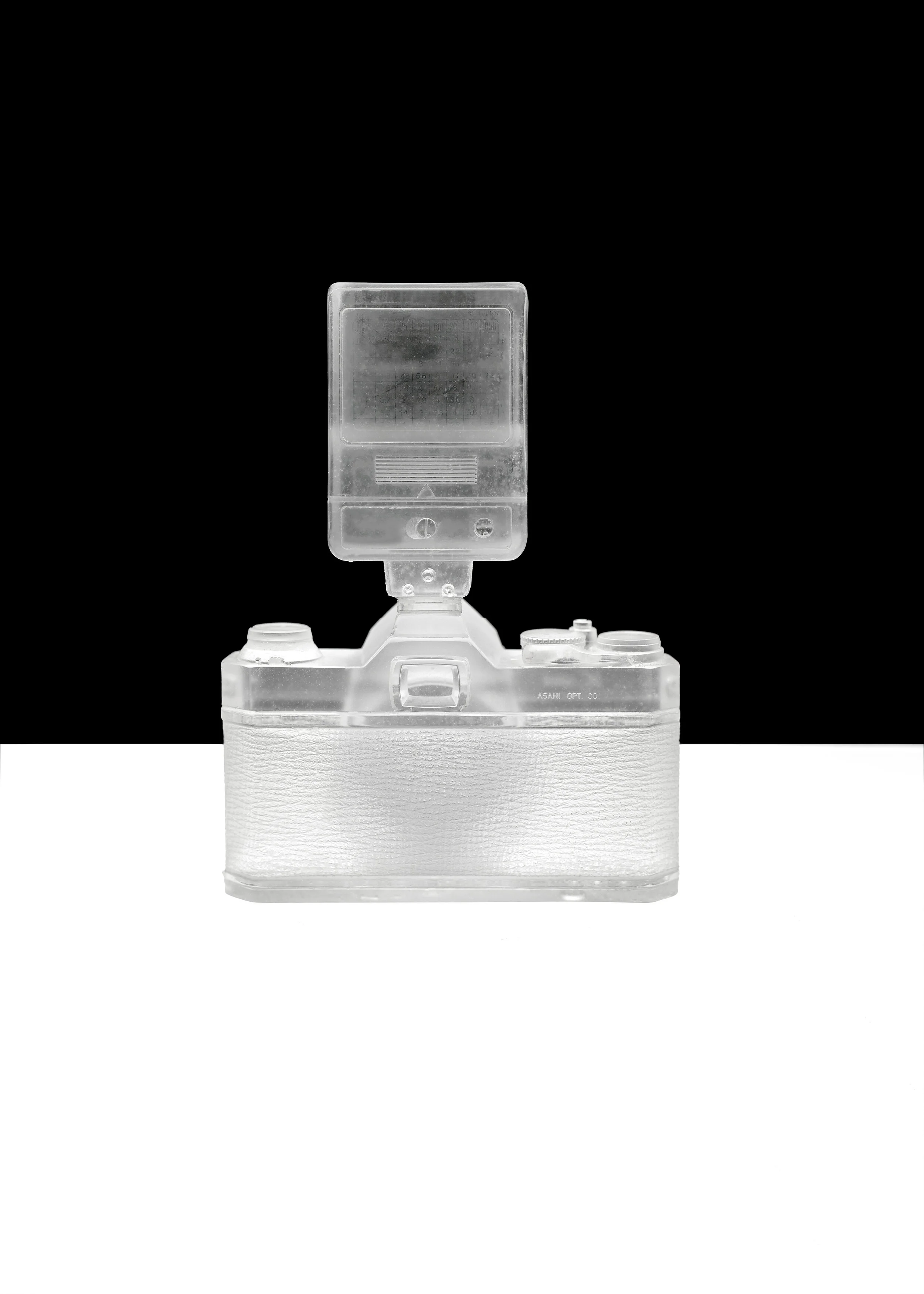 03-Camera-Back.jpg