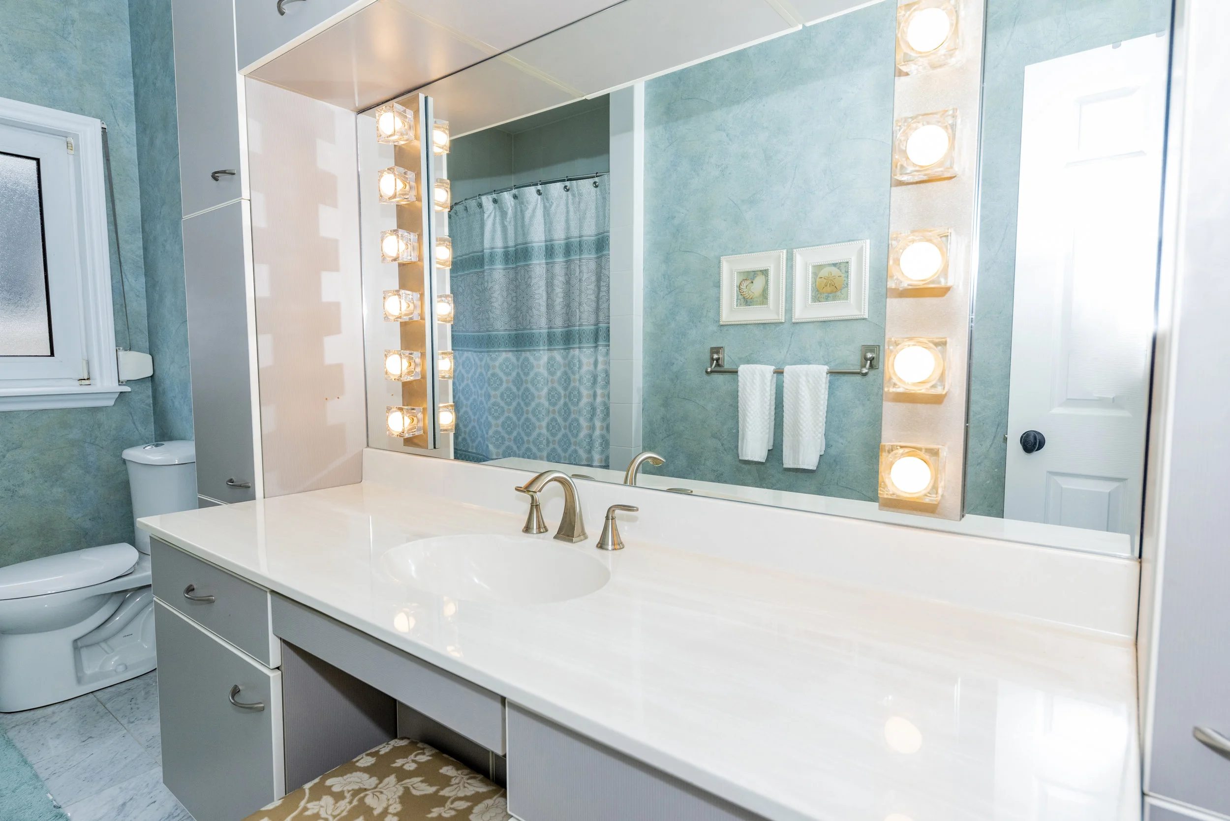 Bathrooms__DSC_1903.JPG