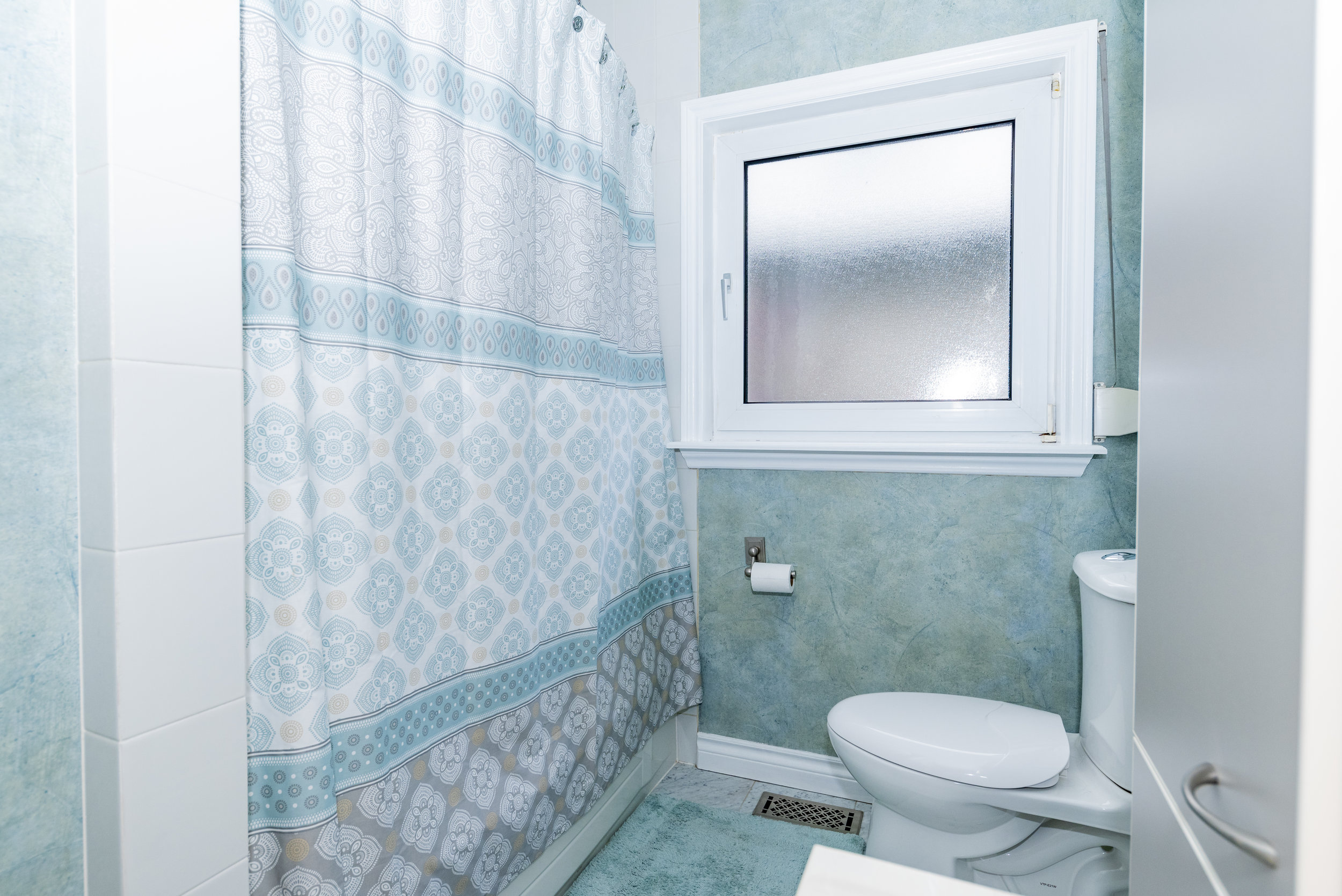 Bathrooms__DSC_1907.JPG