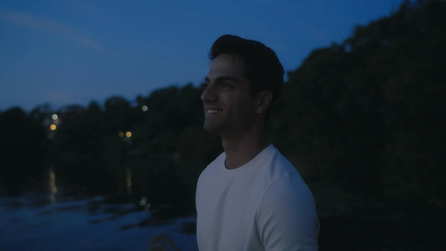 Amaranto Bacalar 1

Director: Enrique Mart&iacute;nez (@quique_mh )
DP: H&eacute;ctor Cuevas (@hectorcuevas_dp )
Foto Fija: Mar Behar (@mbeharb )
Productor Ejecutivo: Juan Pablo Caso (@jpcaso )
Productor de L&iacute;nea: Eduardo Bautista (@eduardosan