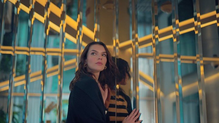 Fashion Film para el Hotel Mondrian Condesa @mondriancondesa y @skybarcondesa 

Director: Gonzalo Ram&iacute;rez (@gonramireez )
DoP: 🙋🏻@hectorcuevas_dp)
Productor: Eduardo Tena (@edutena_9 )
Casa Productora: Palmar Productions
Gaffer: Luis Porcayo