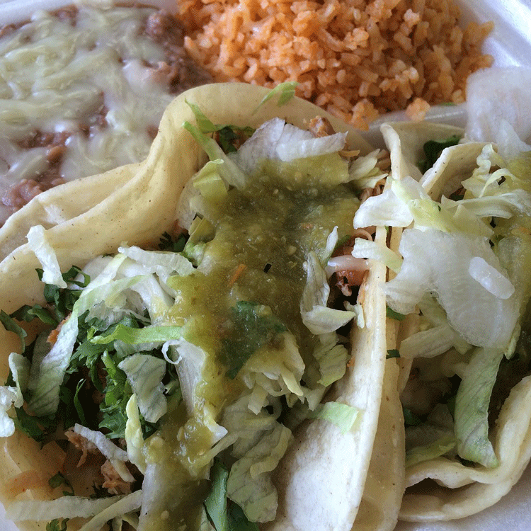 Chivis-Tacos.gif