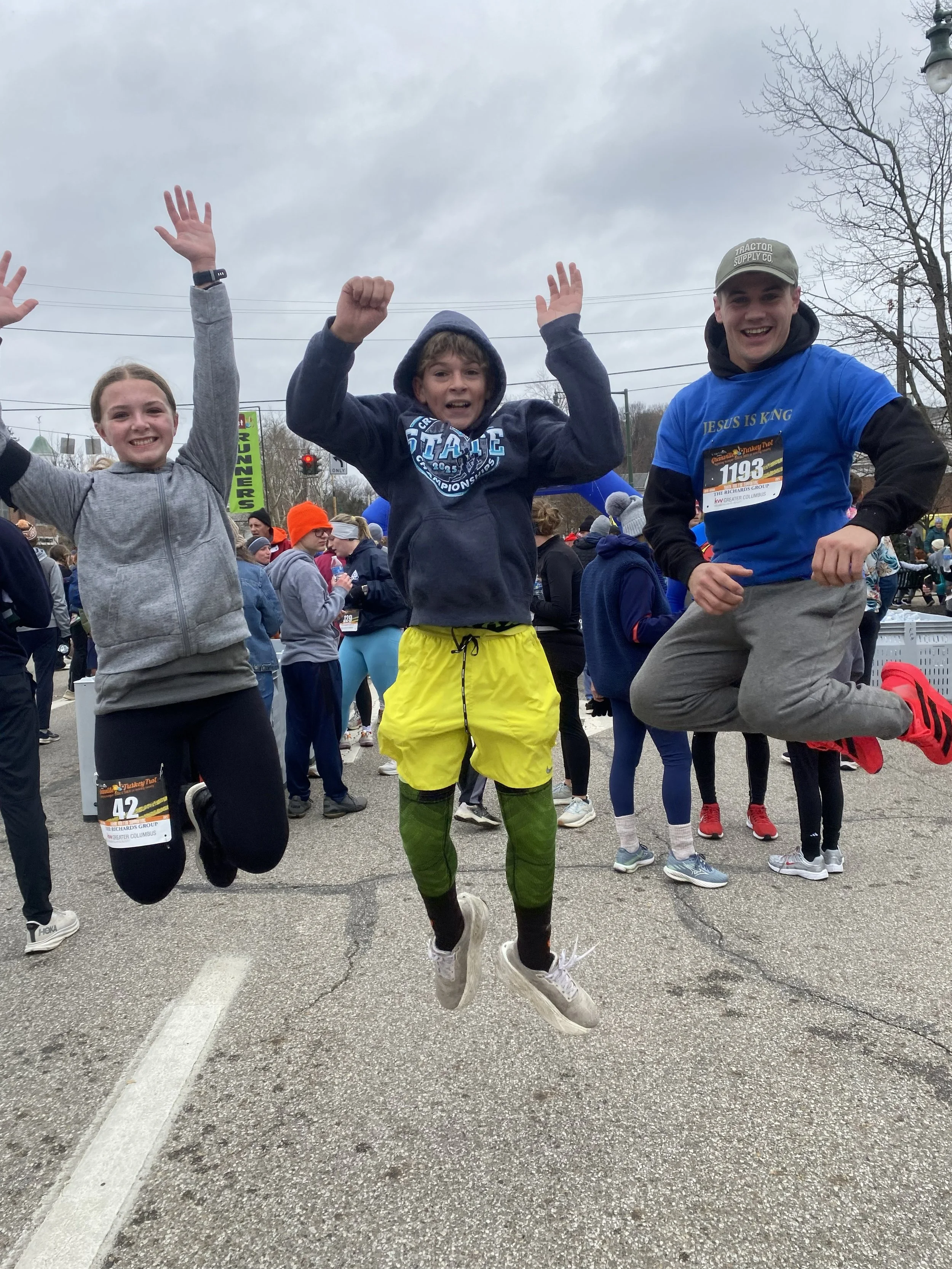 TurkeyTrot(Jumping).jpg