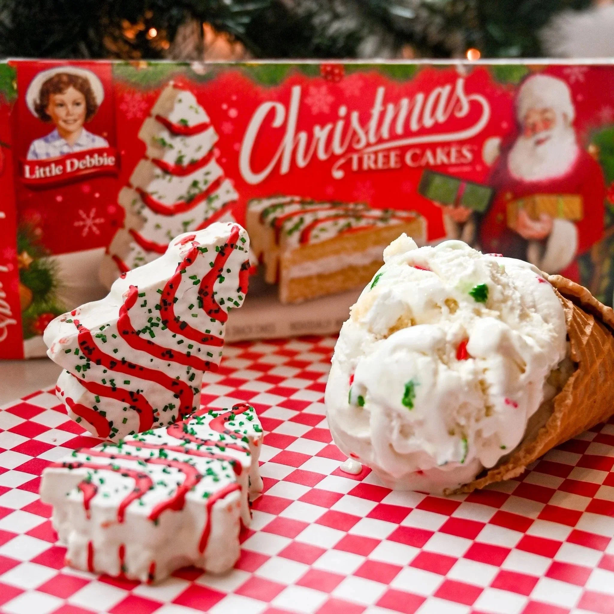 Christmas Tree Cake 