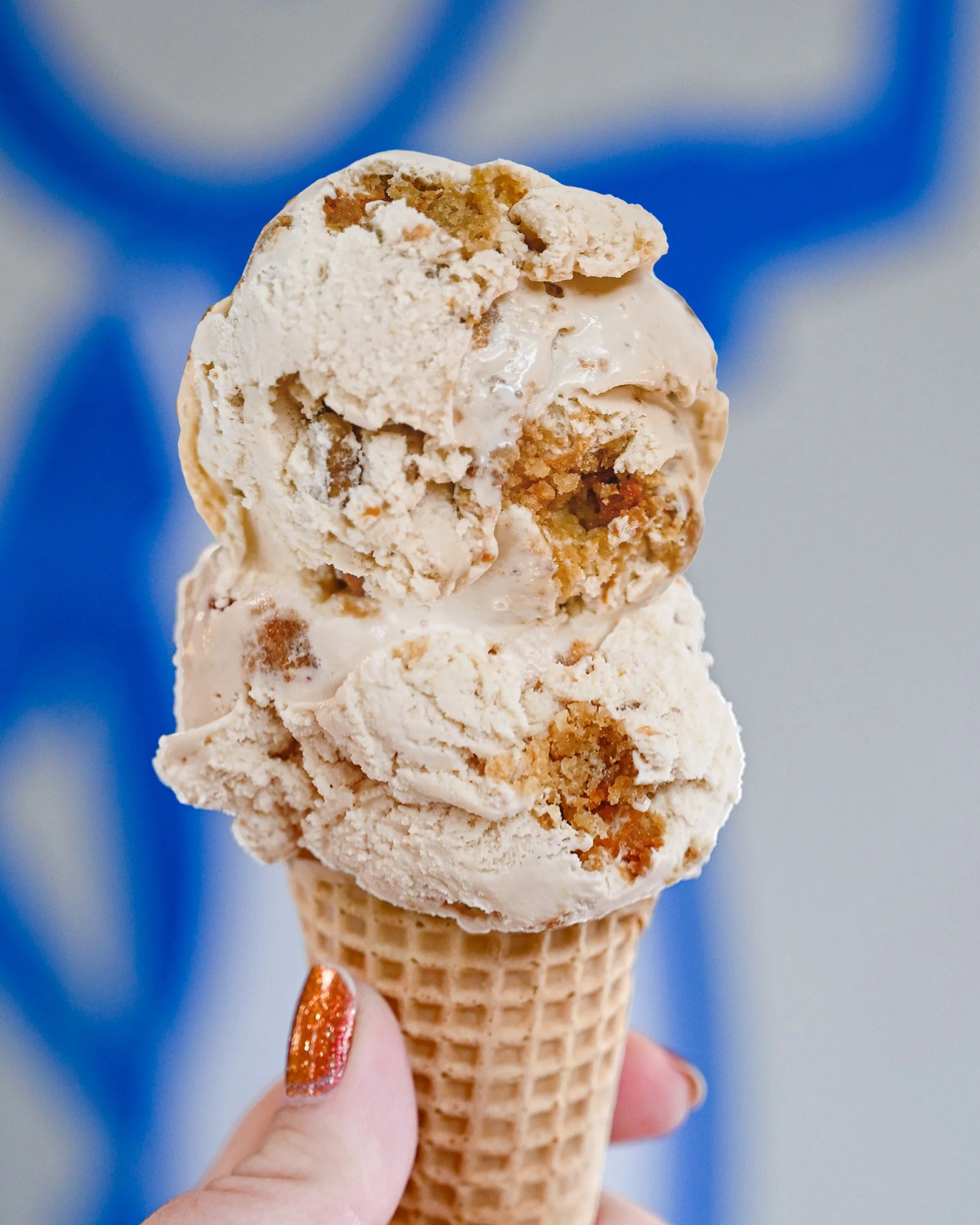 Maple Walnut Blondie