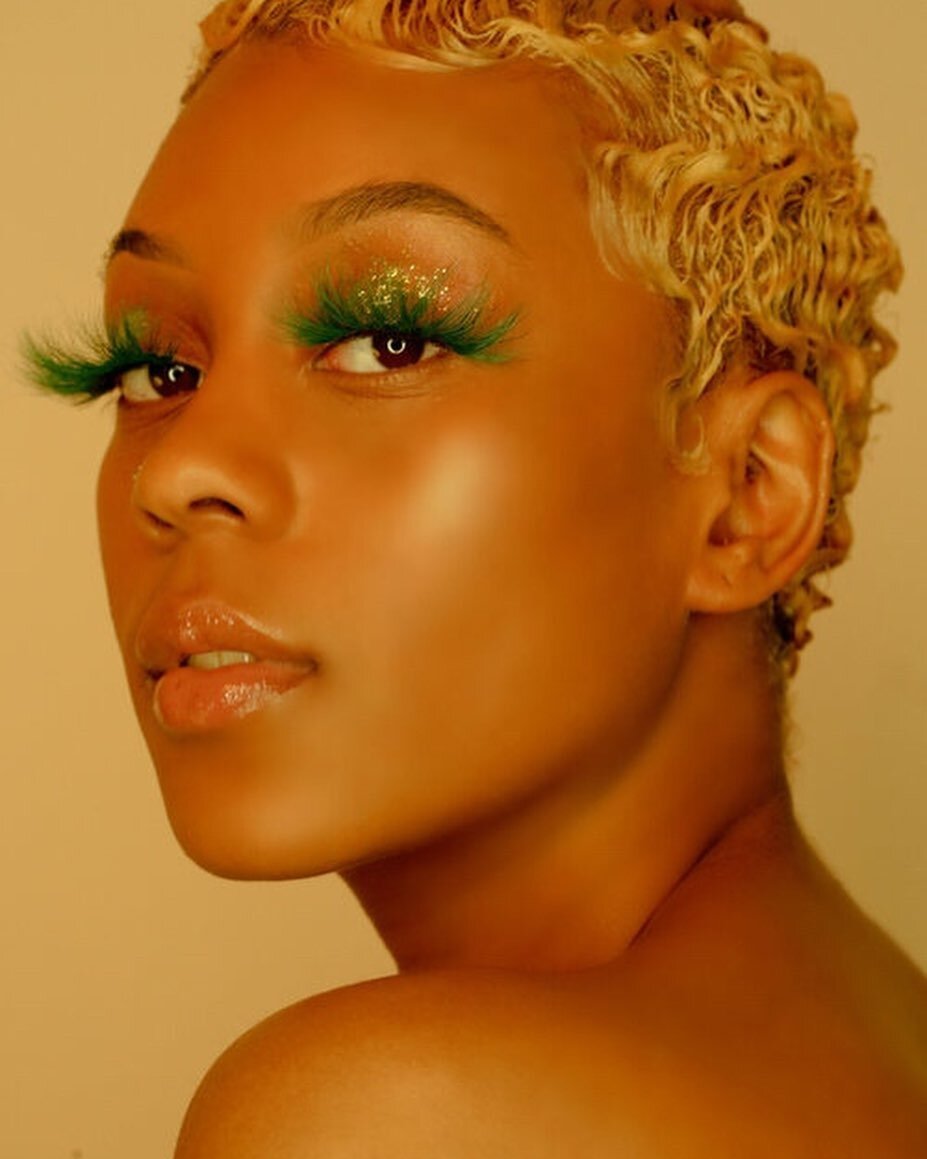 #creativesatsociety
Meet NYC based makeup artist Britany Henry @kawaiimua 
&bull;
Born in St.Ann, Jamaica, Britany loves bringing stories to life through makeup. Her skills with blending, color match, soft glam, and editorial make her a true gem. Bri