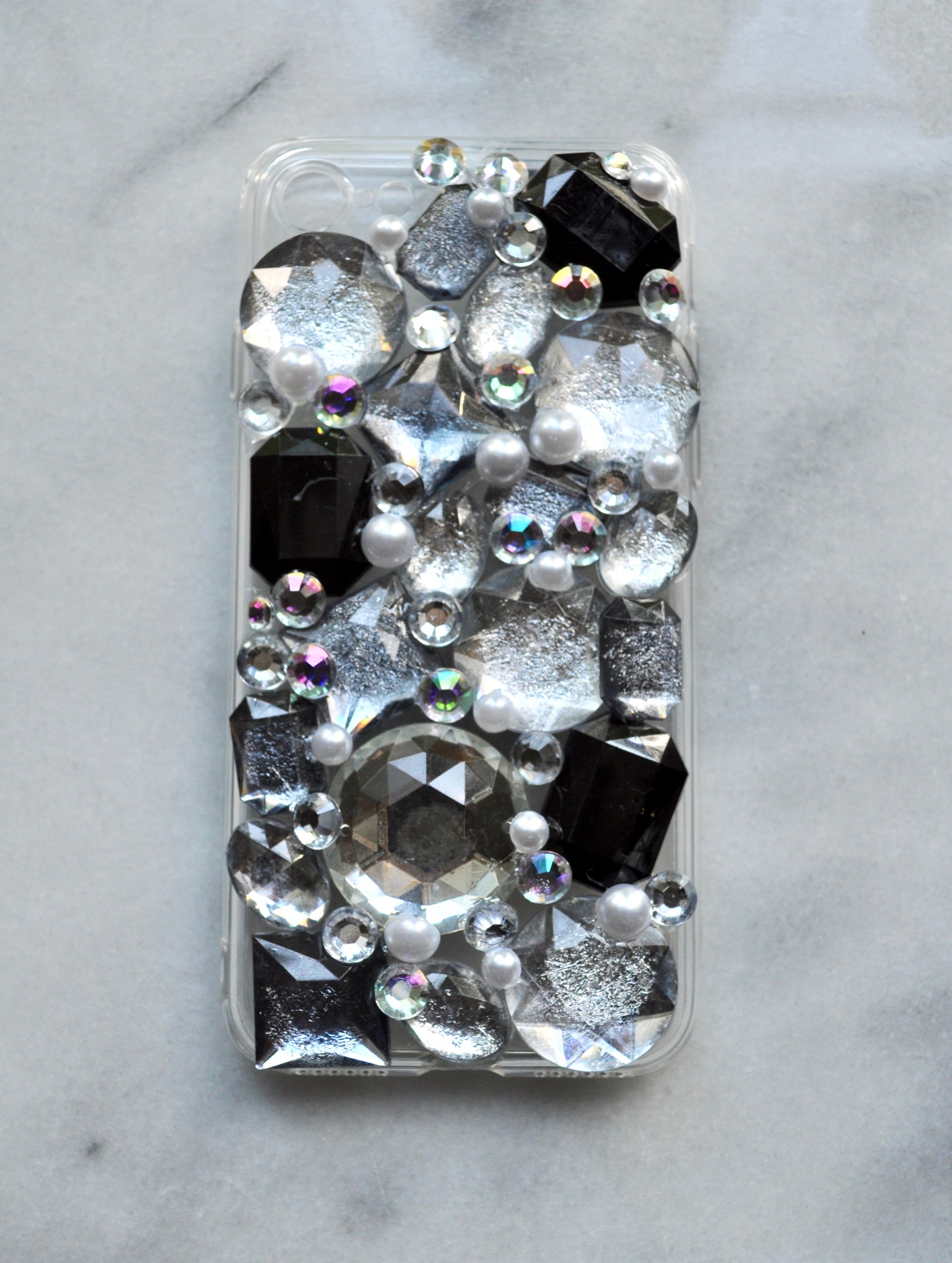 Jeweled Phone Case | @beesandbubbles