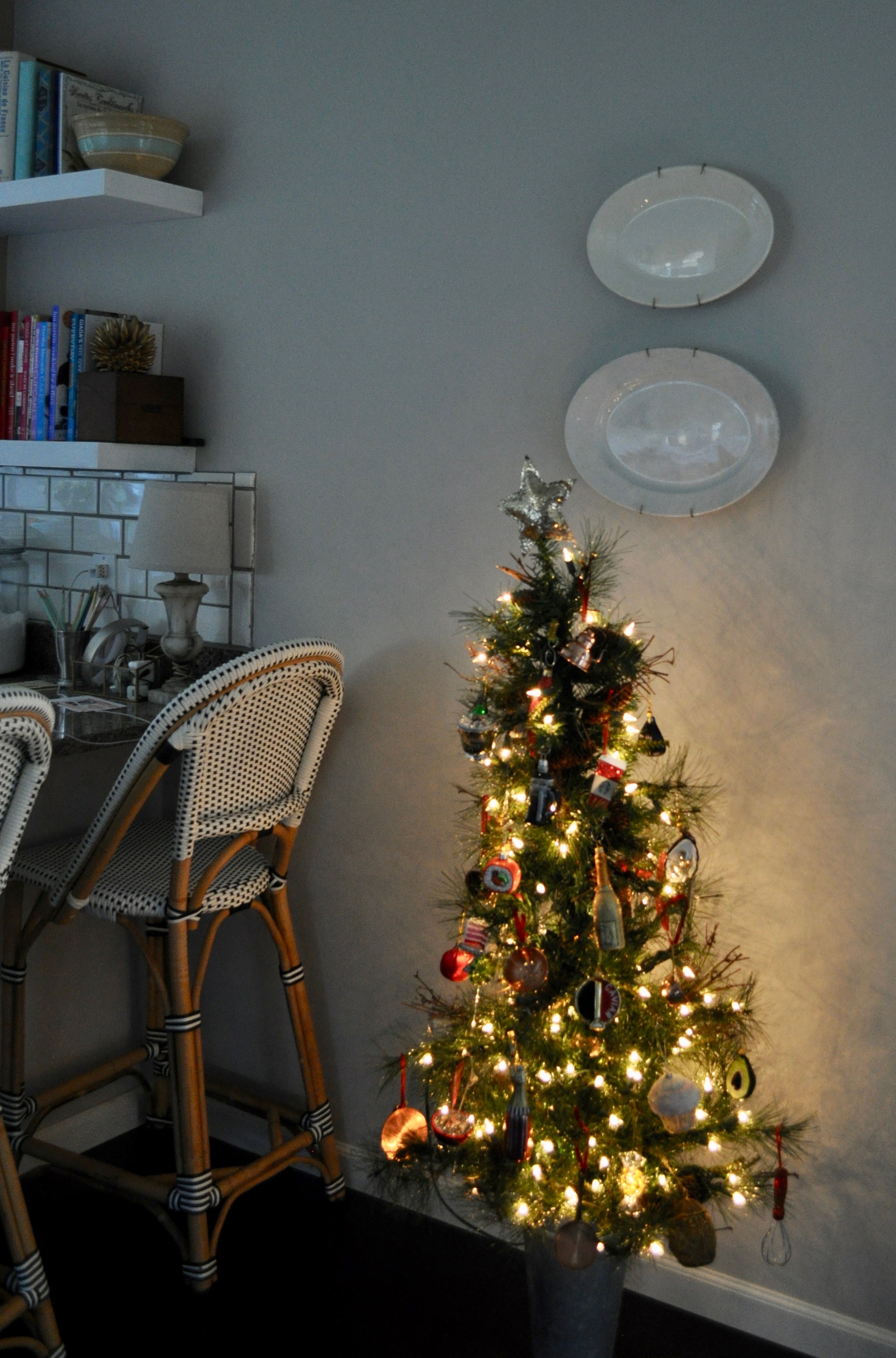 Kitchen tree (held in the middle by duct tape - shhhh)