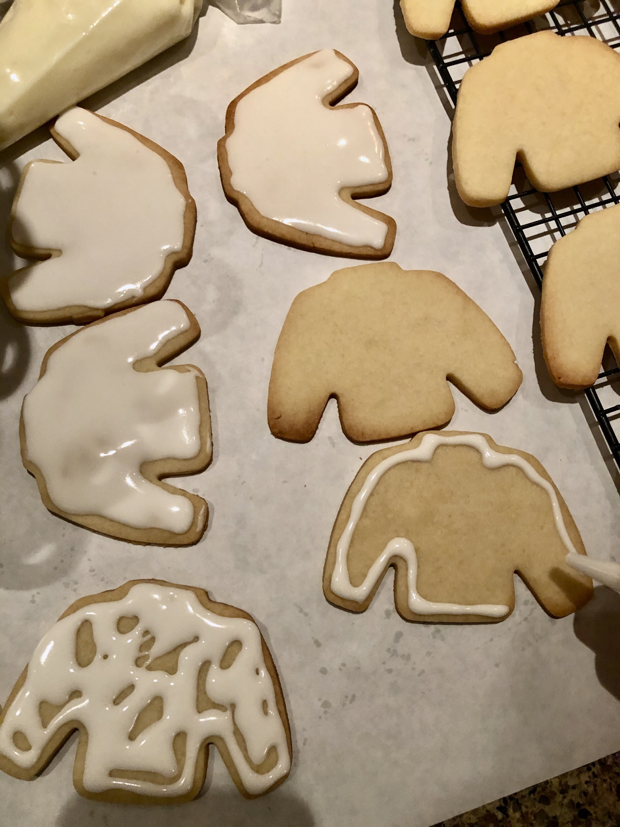 Flooding the cookies with Royal Icing