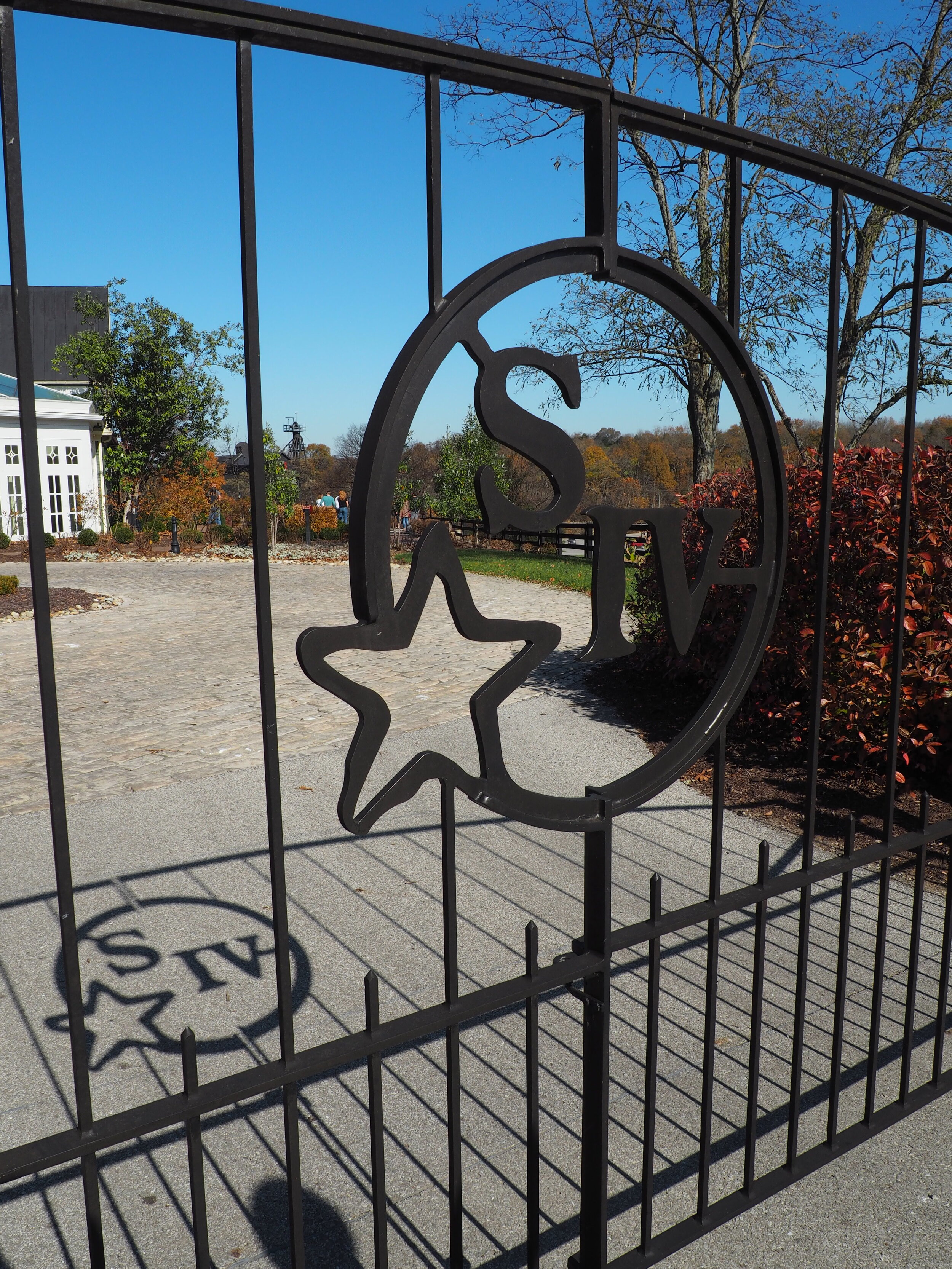 The Maker’s Mark logo where the S stands for ‘Samuels’ and IV stands for the 4th generation distiller who created this brand. The star is  for Star Hill Farm, the Bardstown farm where the Samuels family resided.