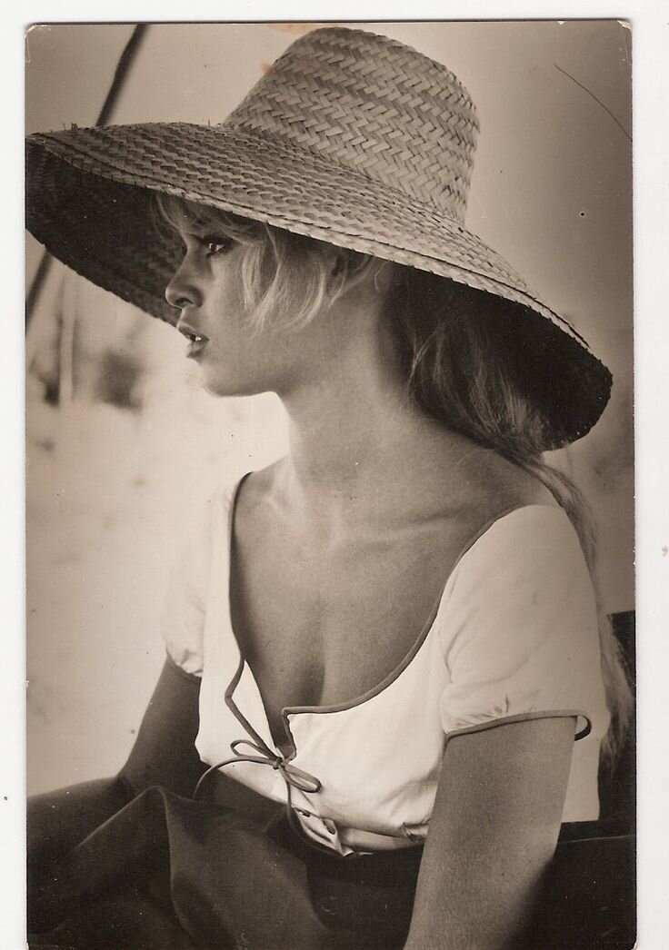Style Icon: Brigitte Bardot | @beesandbubbles