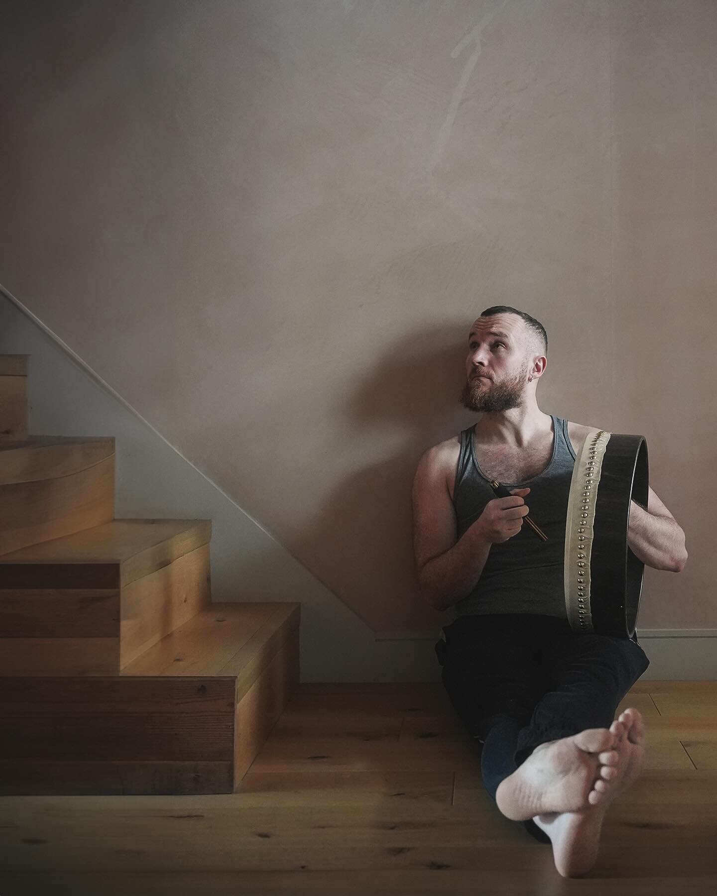 Fell down the stairs and landed here with my #bodhr&aacute;n 

#portrait #leica #photography #musician
