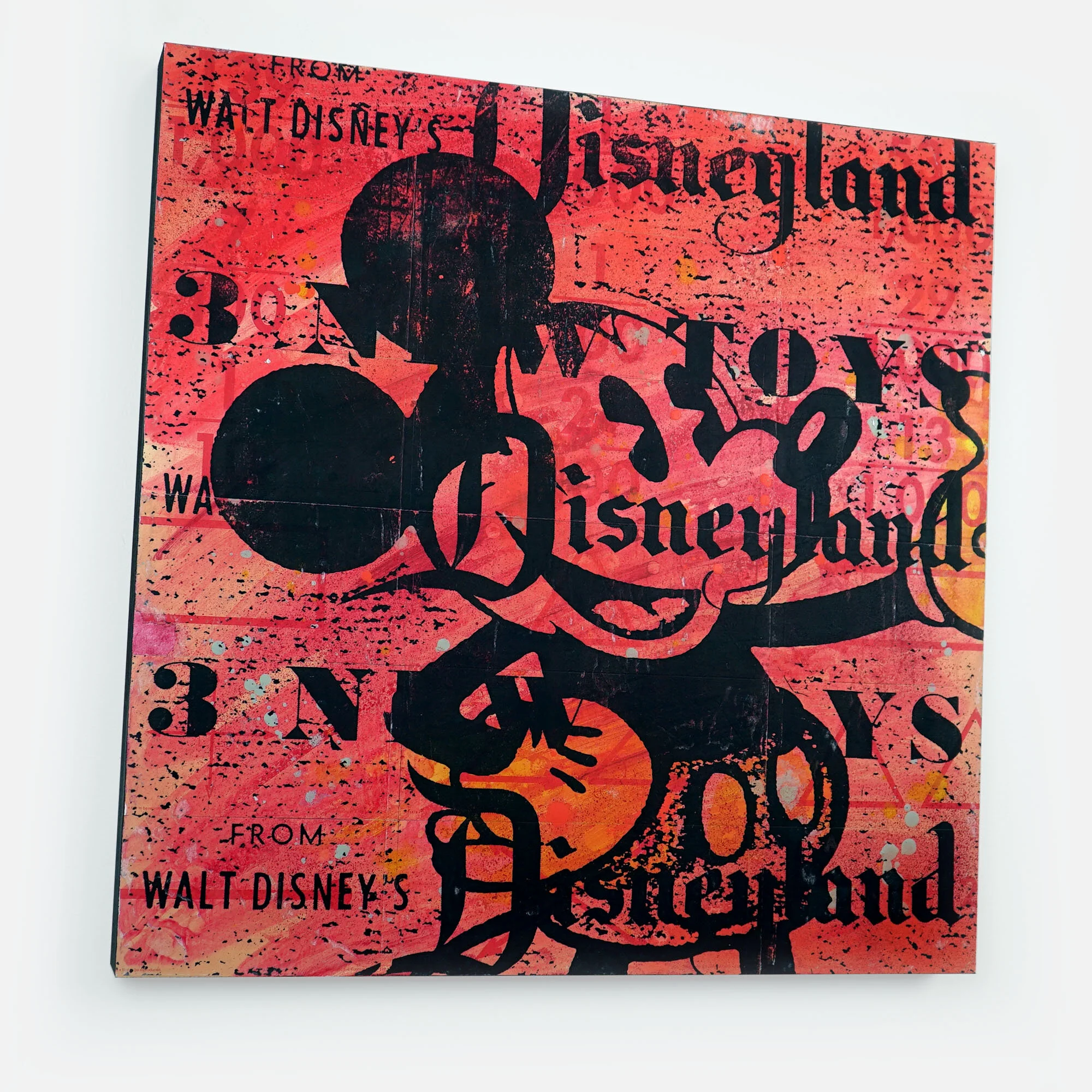 24x24_red_mickey_mouse_in_disneyland_3.jpg