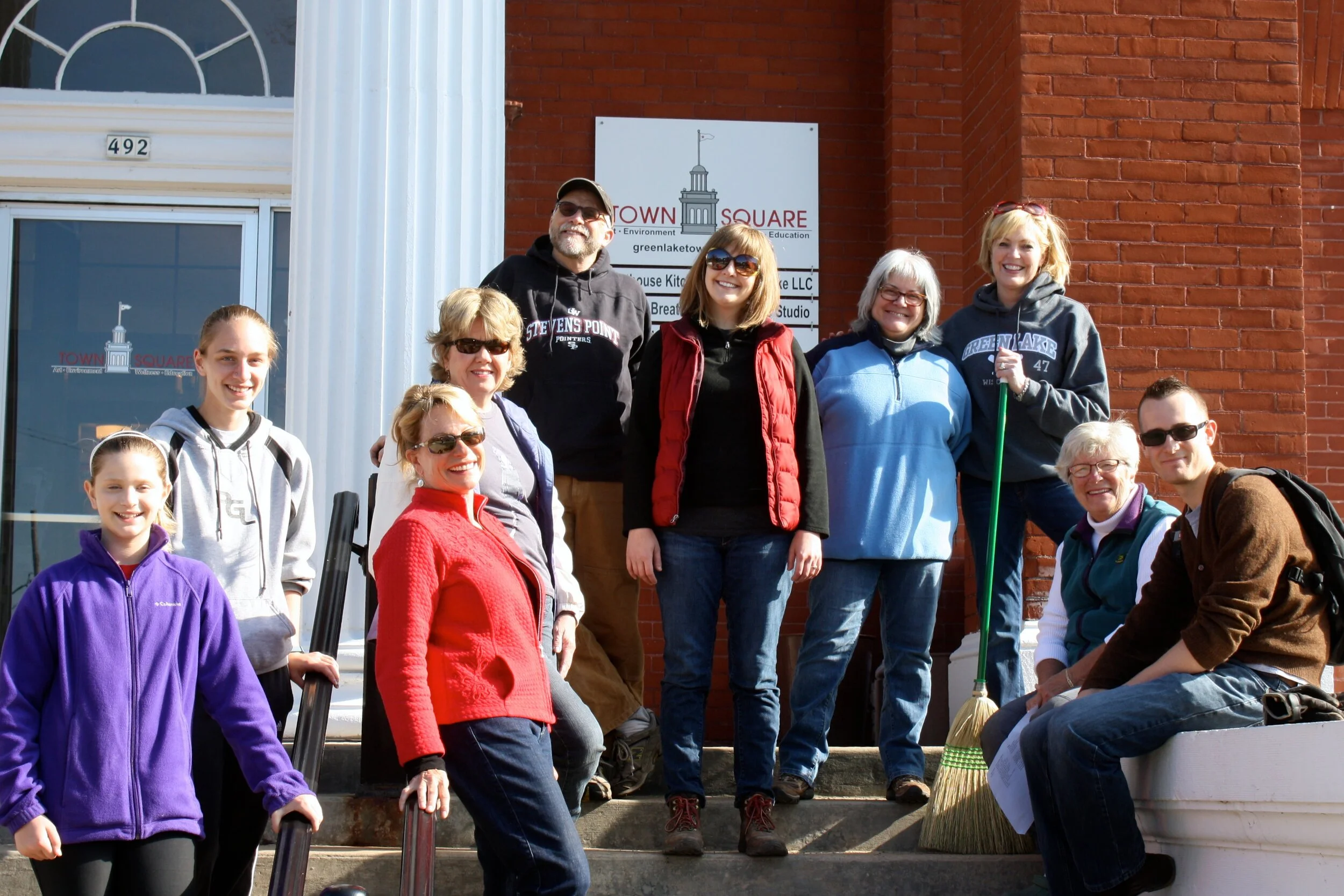 Top 5 Perks to Volunteering at Town Square