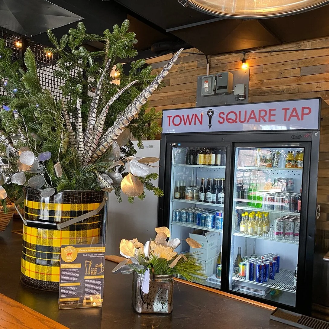 Town Square Tap: Old World Holiday &amp; Winter Market