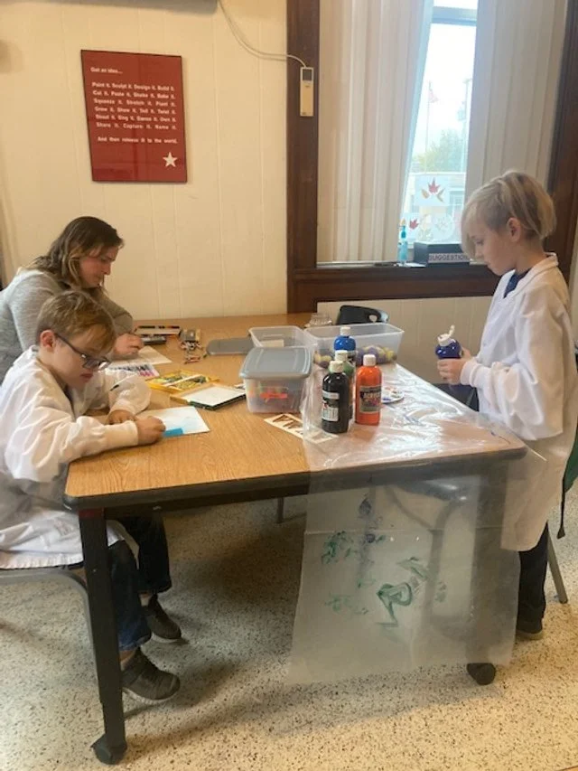 Friday Art Lab